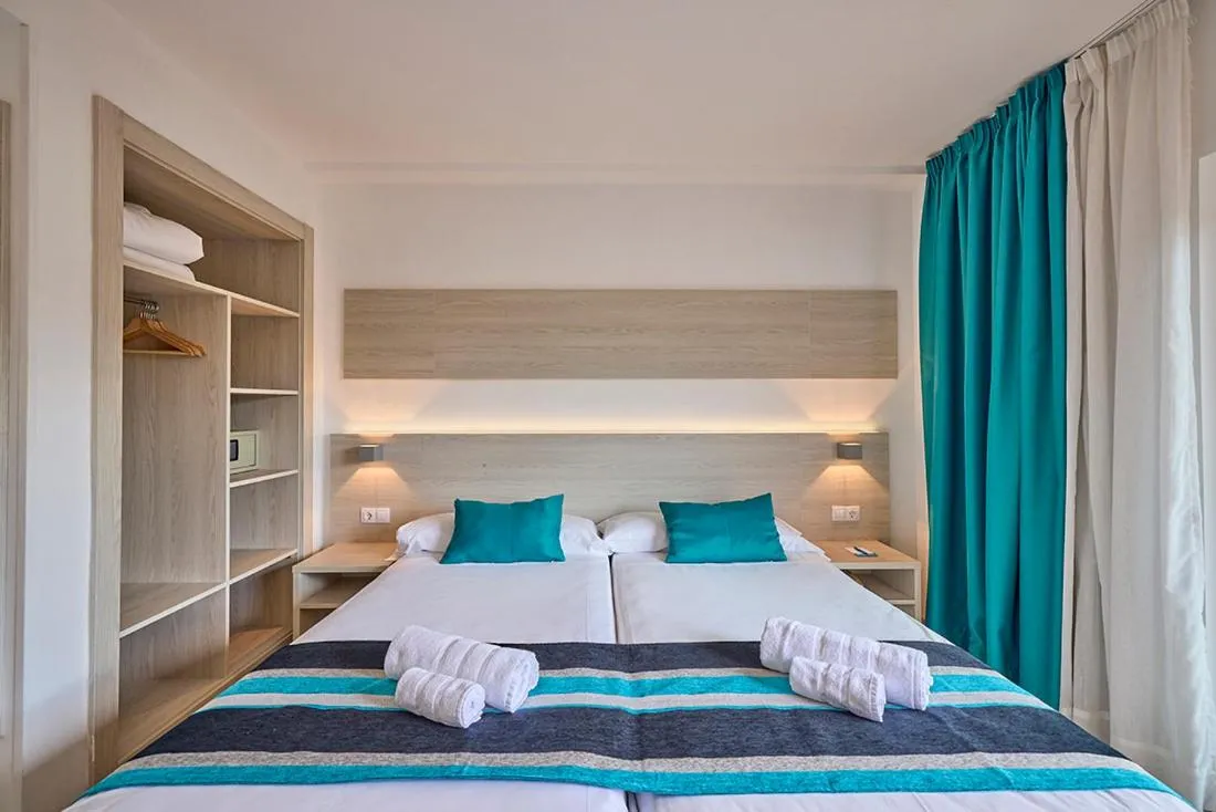 Bed in Welikehotel Fenix