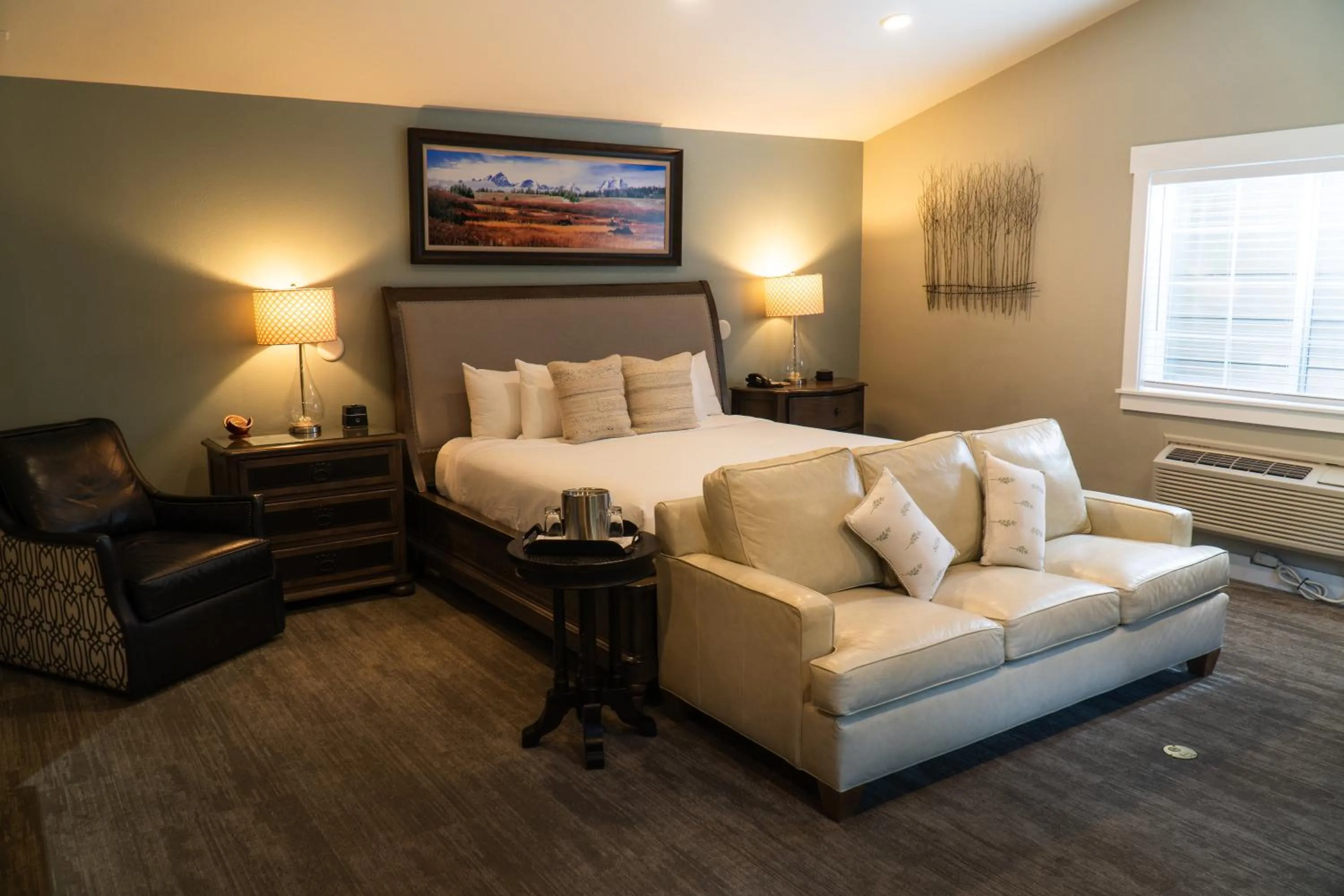 Bedroom in Huff House Inn and Cabins