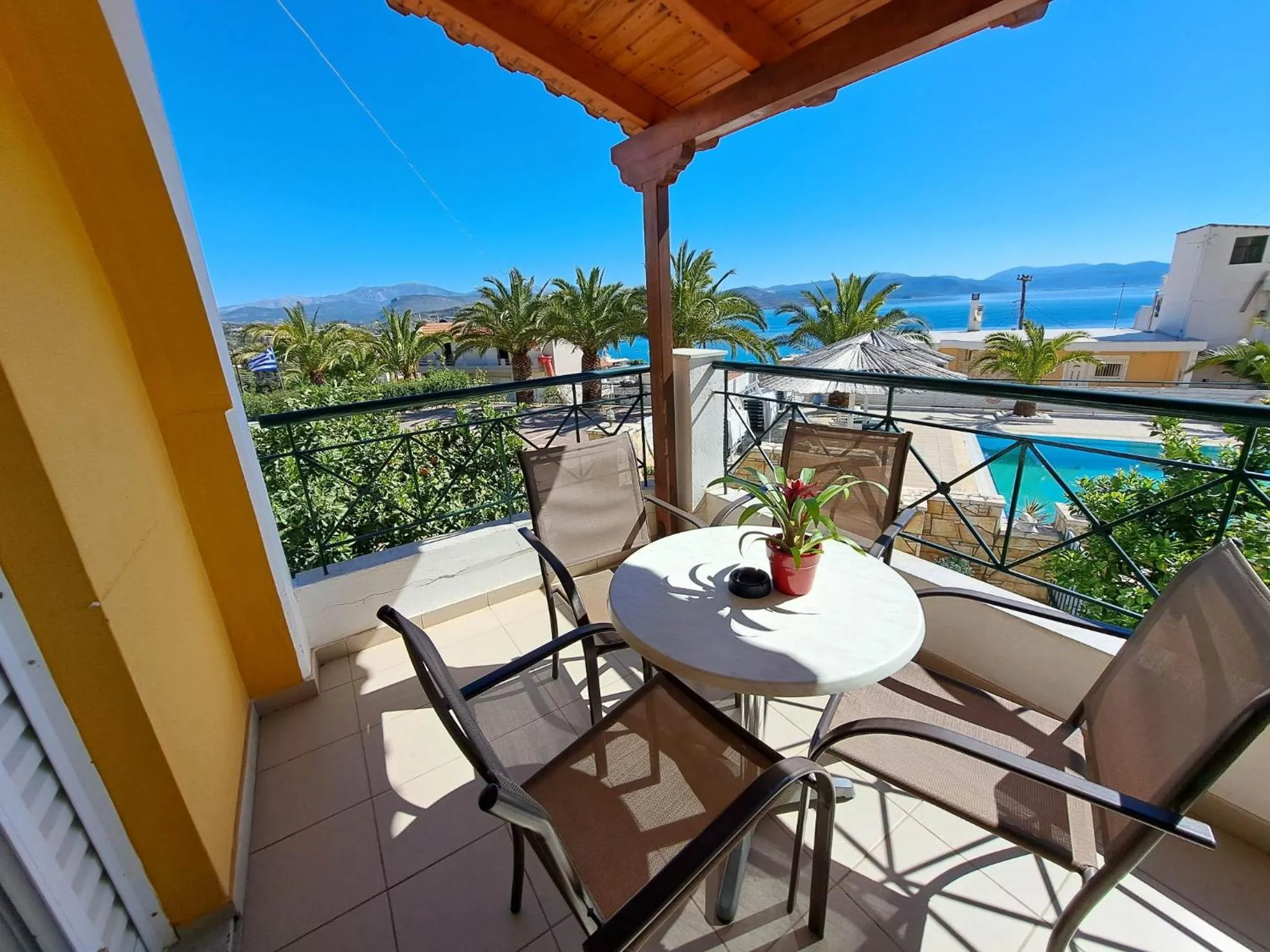 Sea view in Aretousa