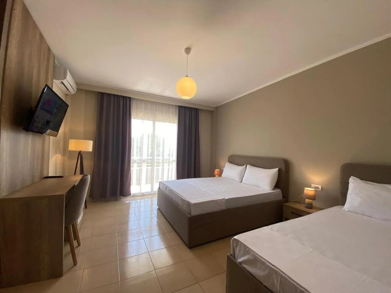 Bed in Rumar Hotel