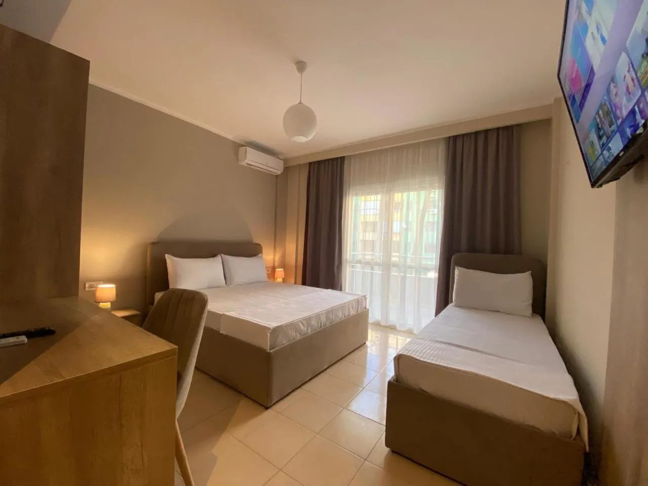 Bed in Rumar Hotel