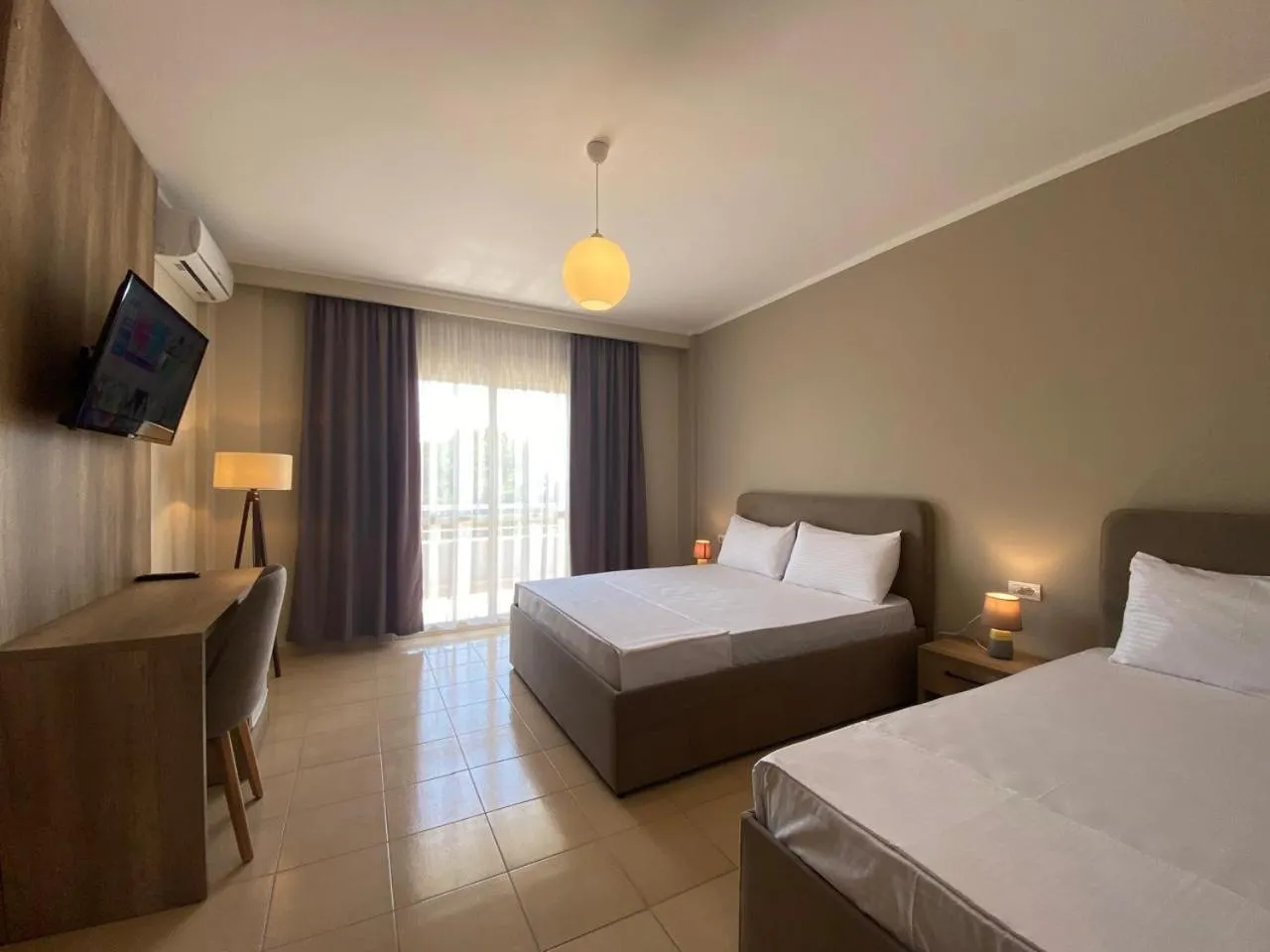 Bedroom, Bed in Rumar Hotel