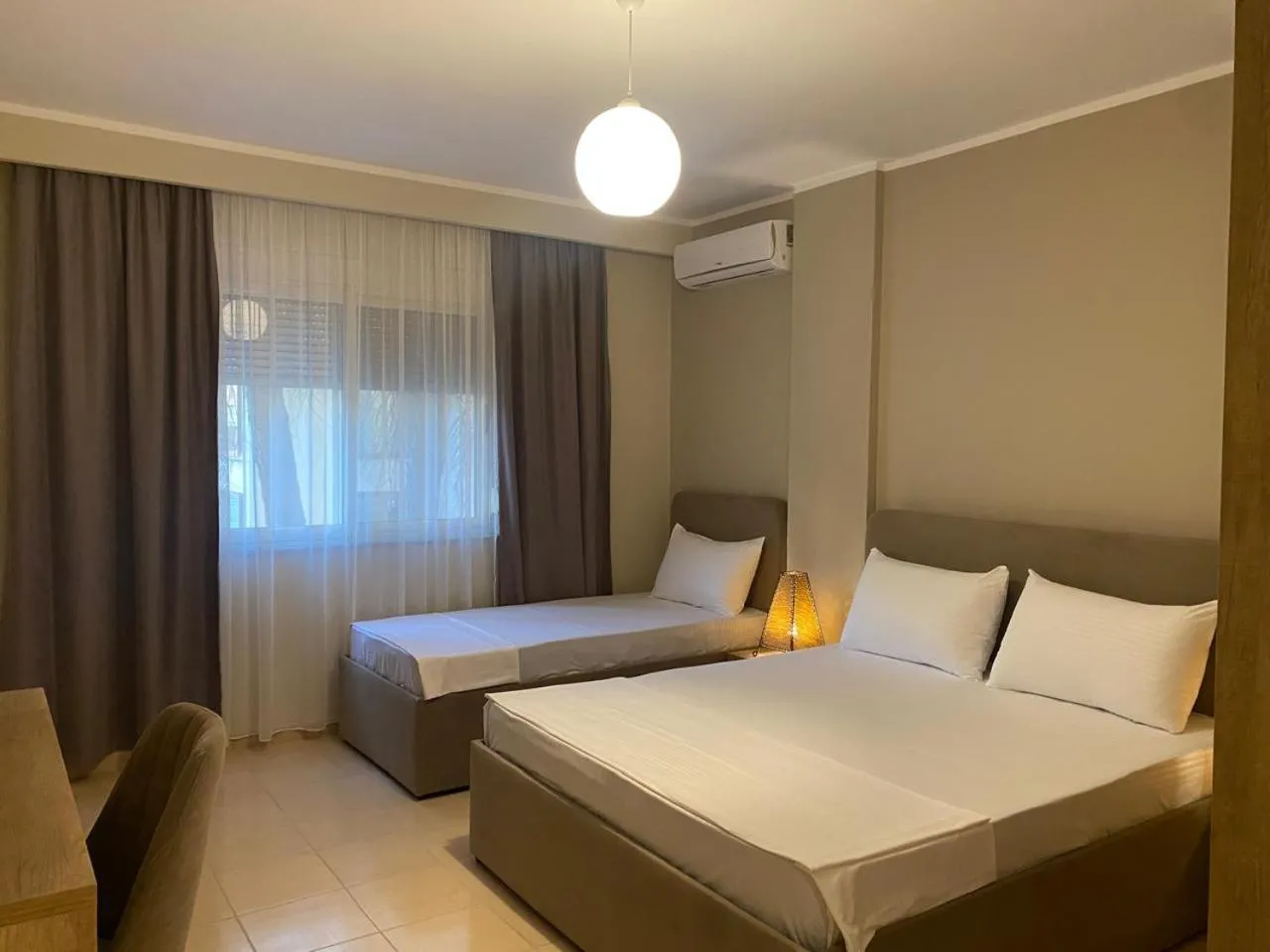 Bed in Rumar Hotel