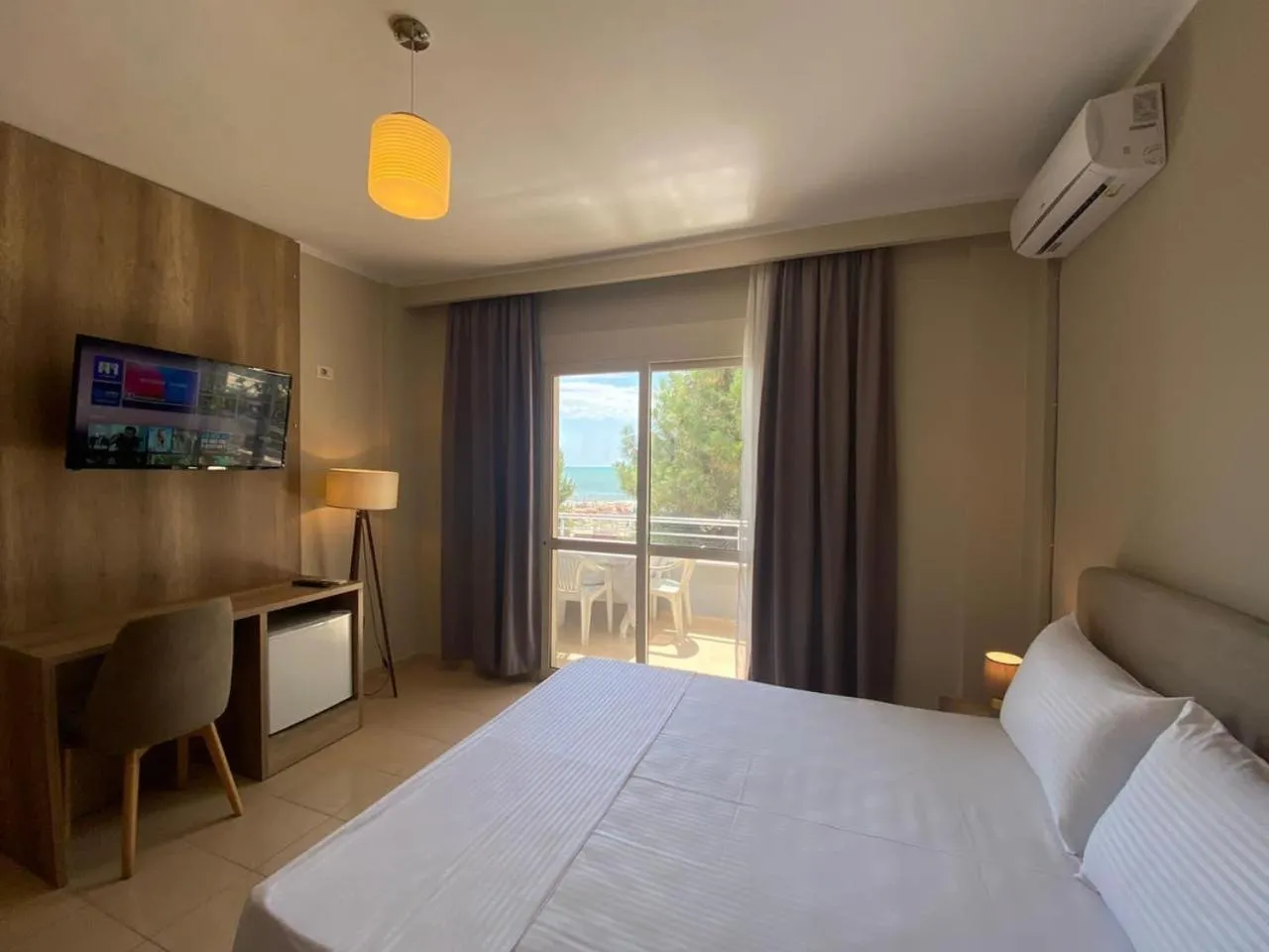 Bed in Rumar Hotel