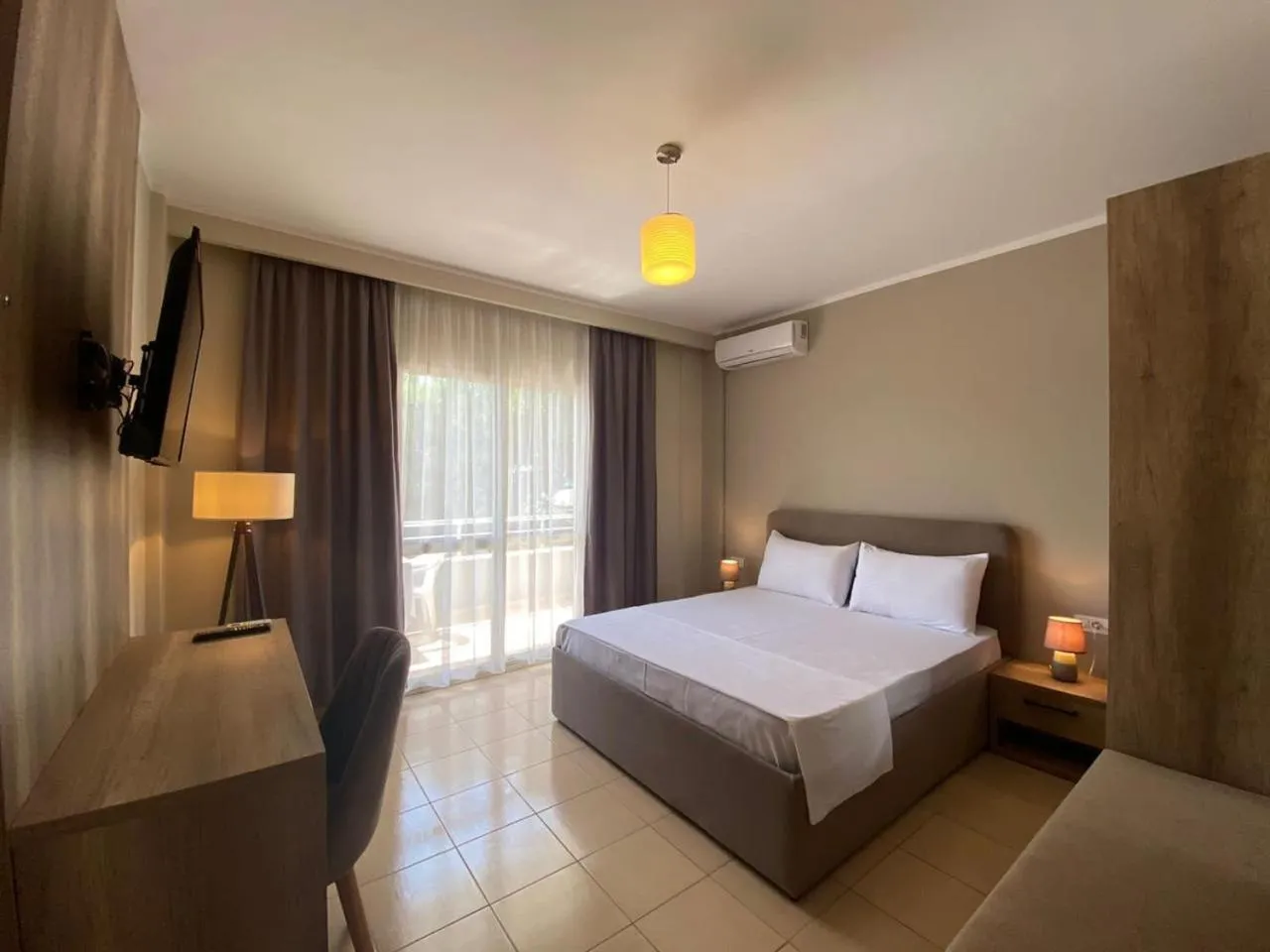 Bed in Rumar Hotel
