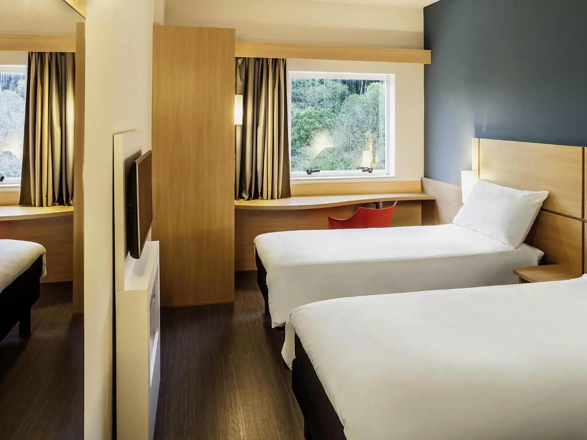 Bedroom, Bed in ibis Juiz de Fora Bedroom, Bed in ibis Juiz de Fora