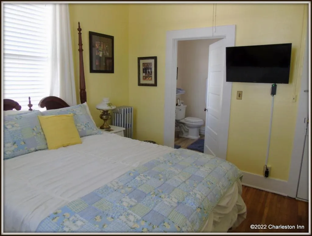 Bedroom, Bed in The Charleston Inn Hendersonville NC