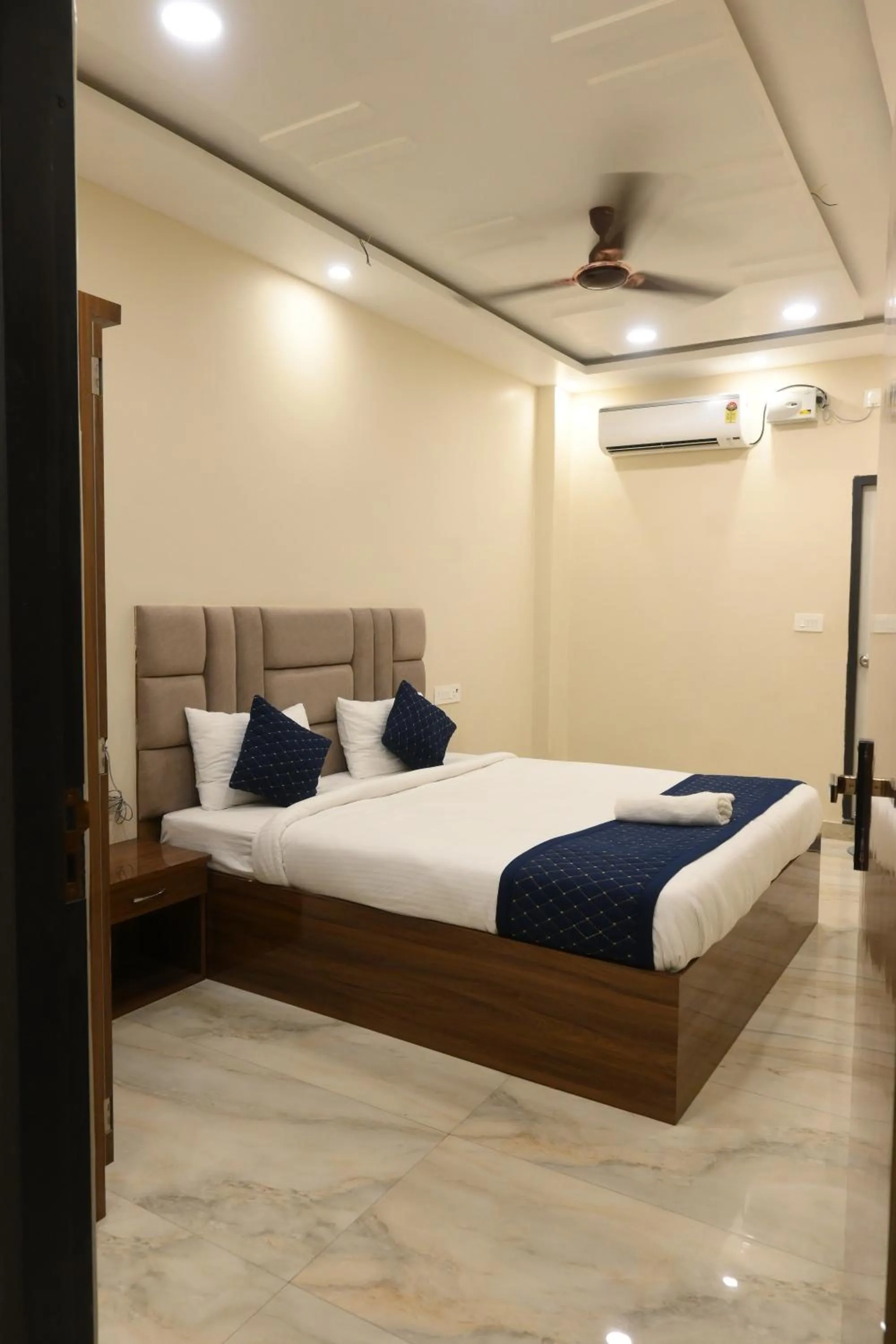 Shree Hari Niwas P Guest House