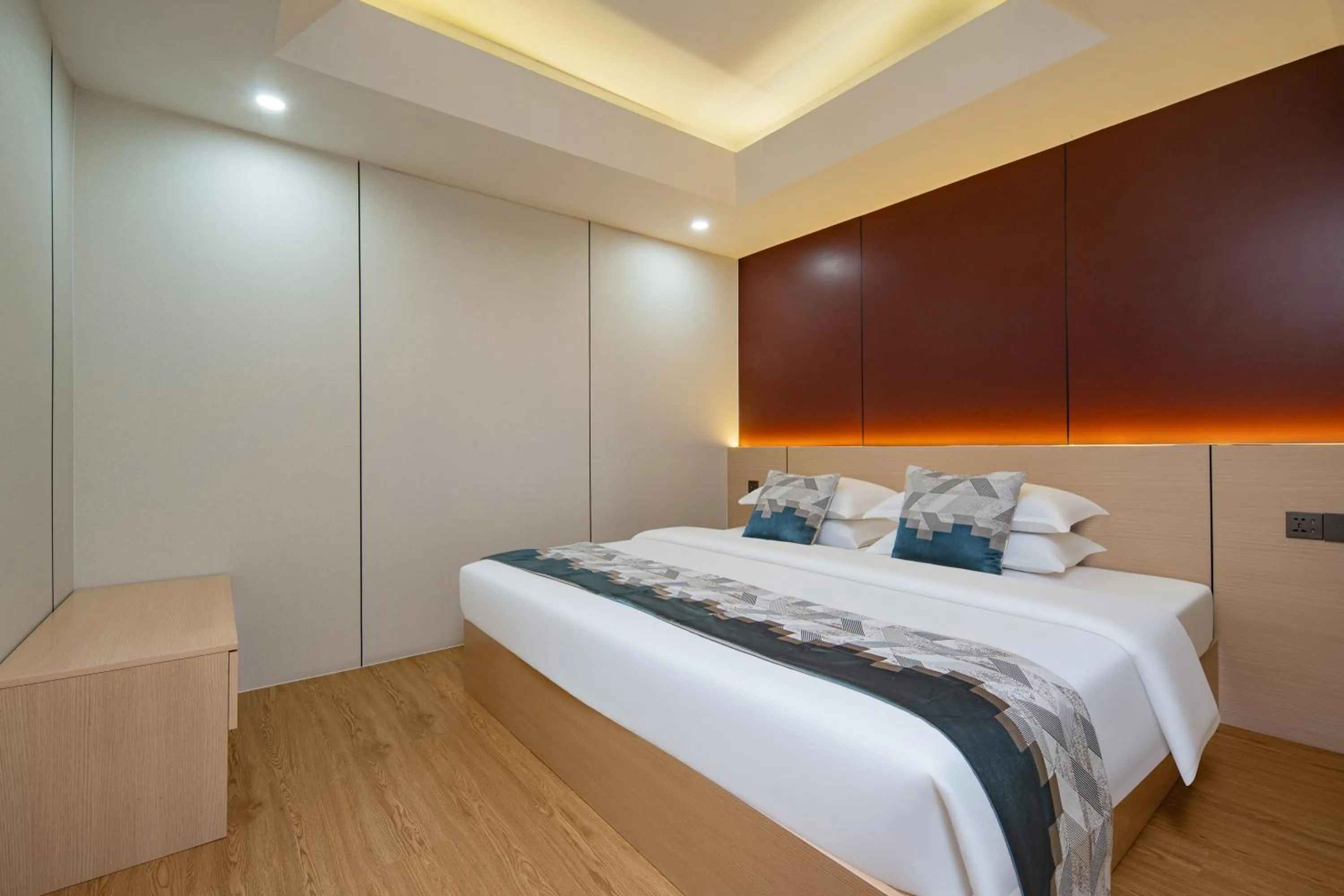 Bed in Xinmylin Boutique