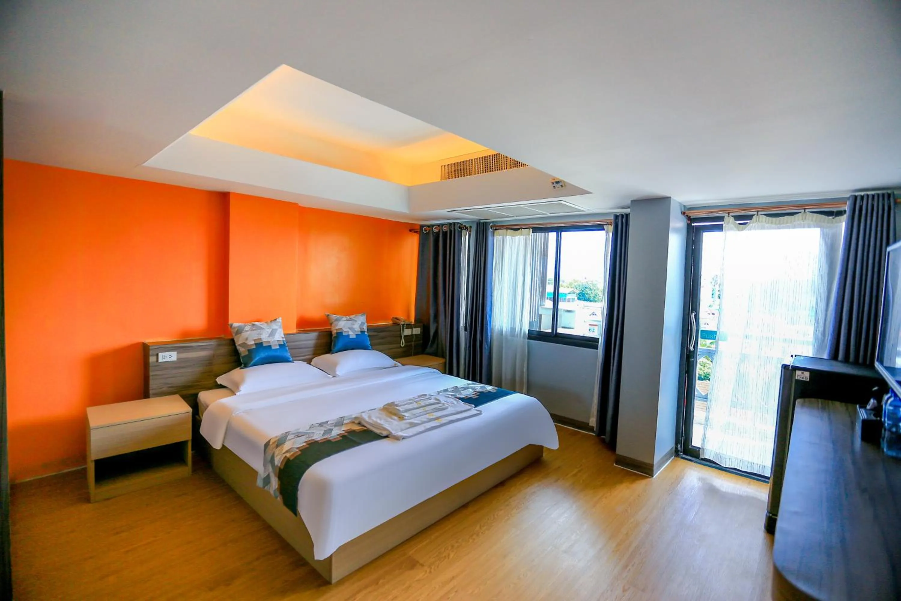 Bed in Xinmylin Boutique