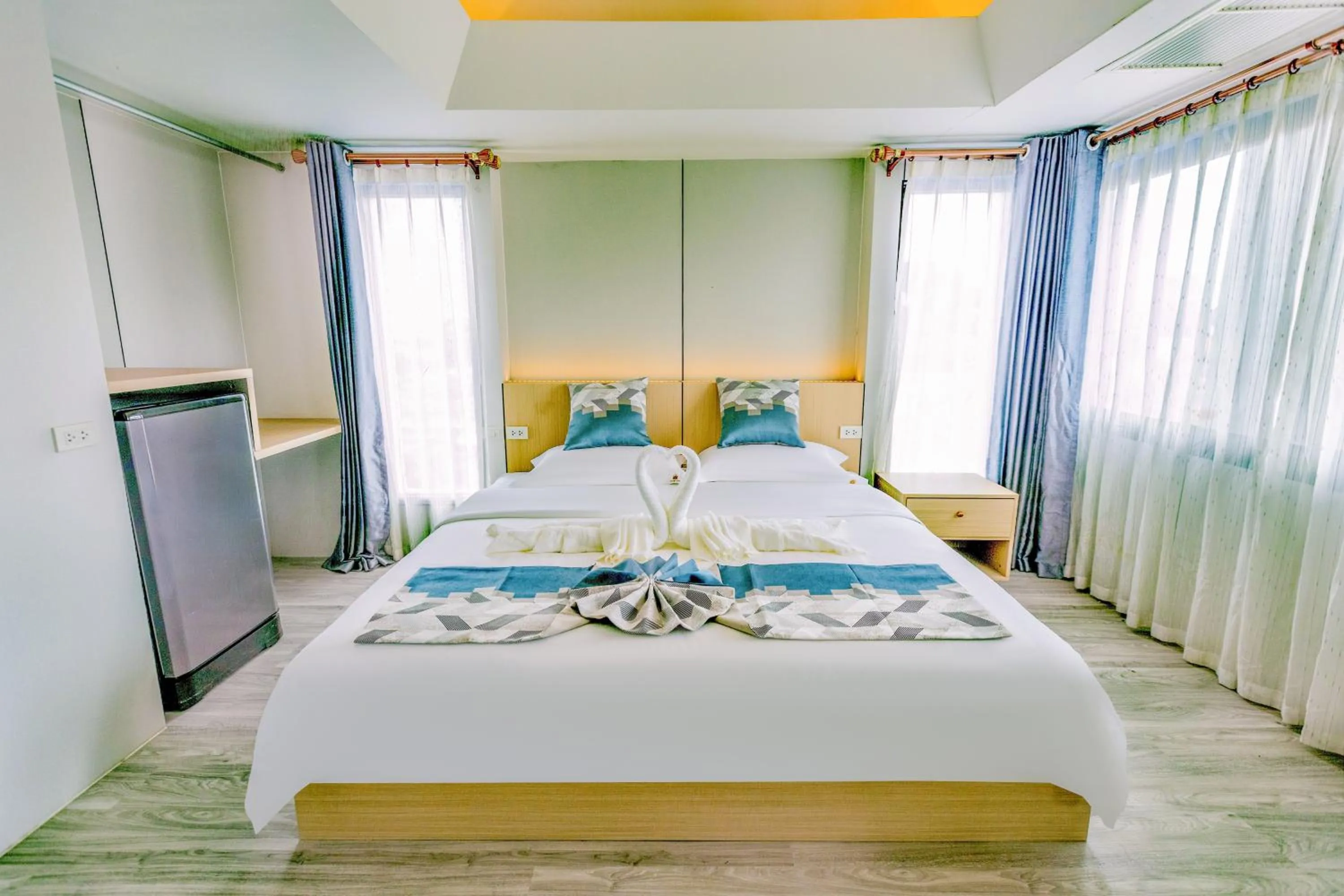 Bed in Xinmylin Boutique