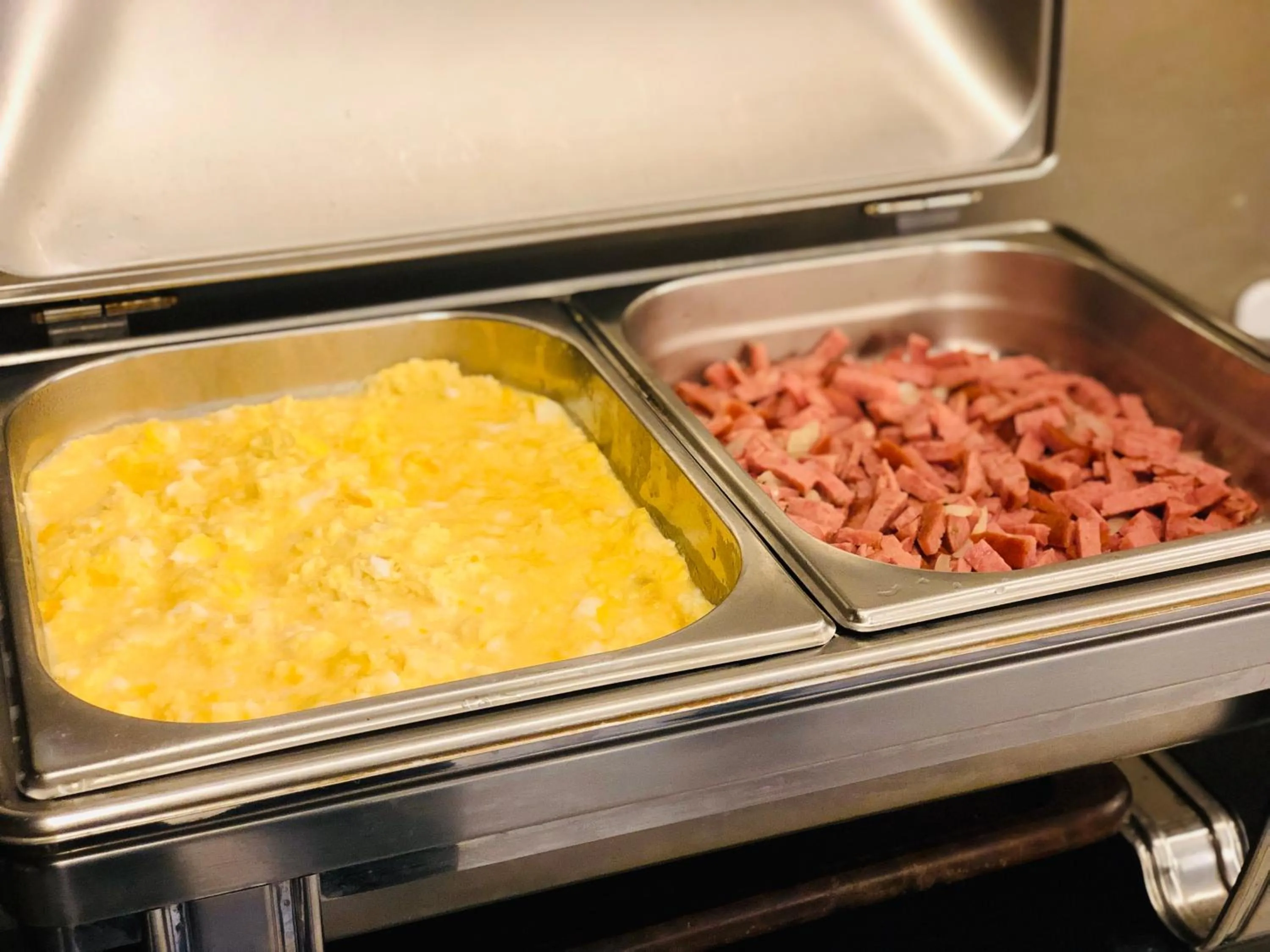 Buffet breakfast in Hotel Econotel by Bsb Inn