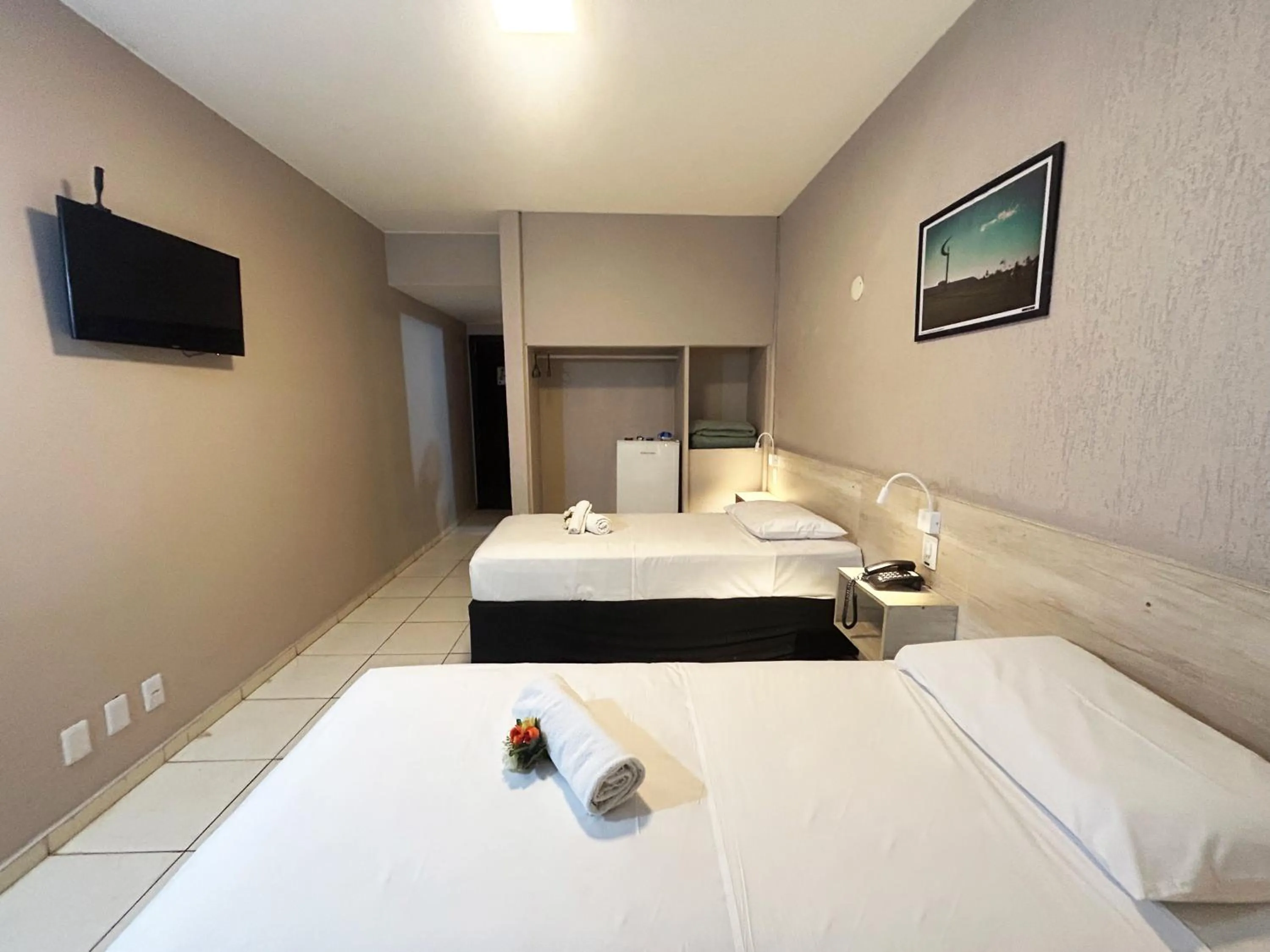 Bed in Hotel Econotel by Bsb Inn