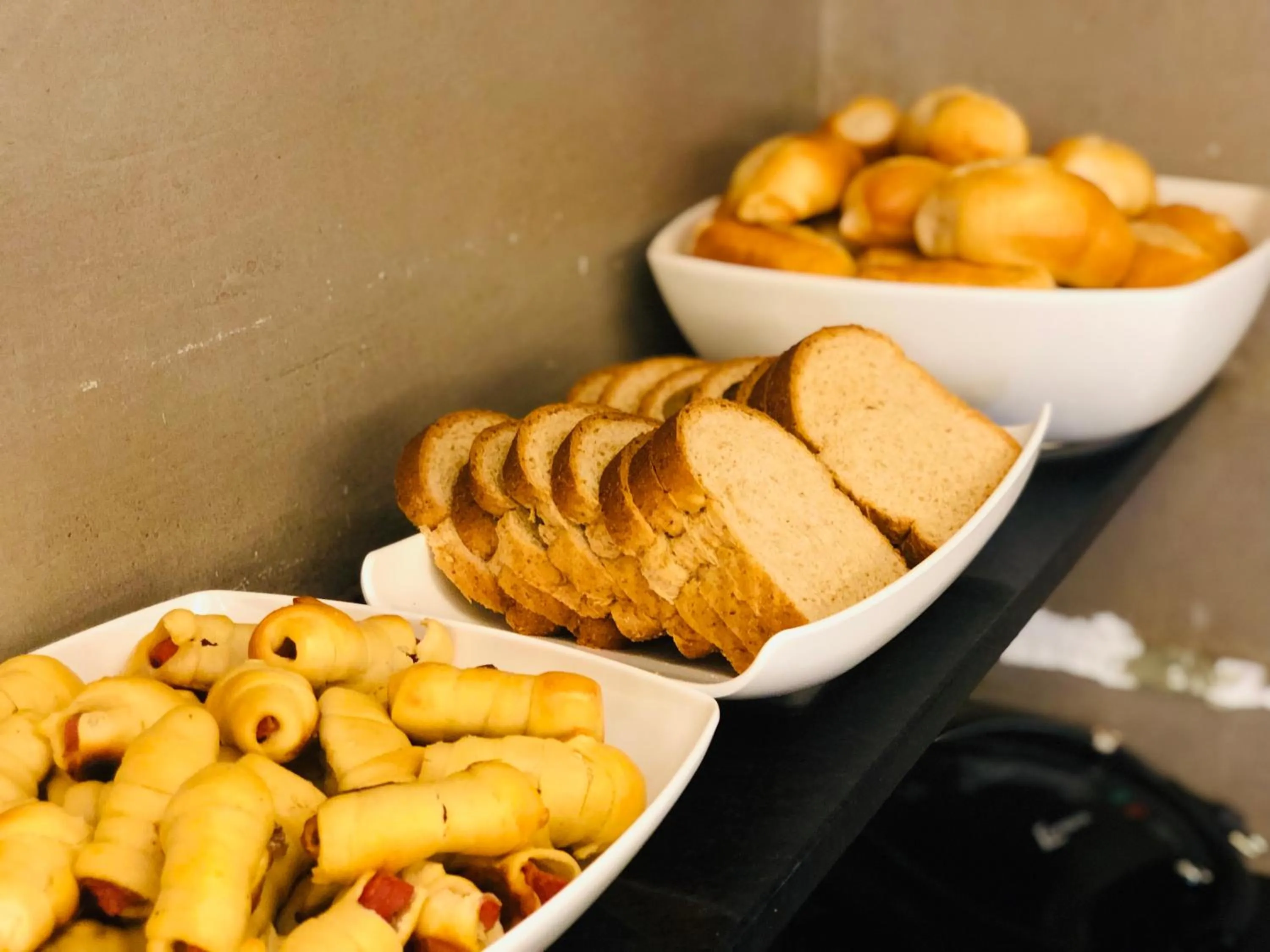 Buffet breakfast in Hotel Econotel by Bsb Inn