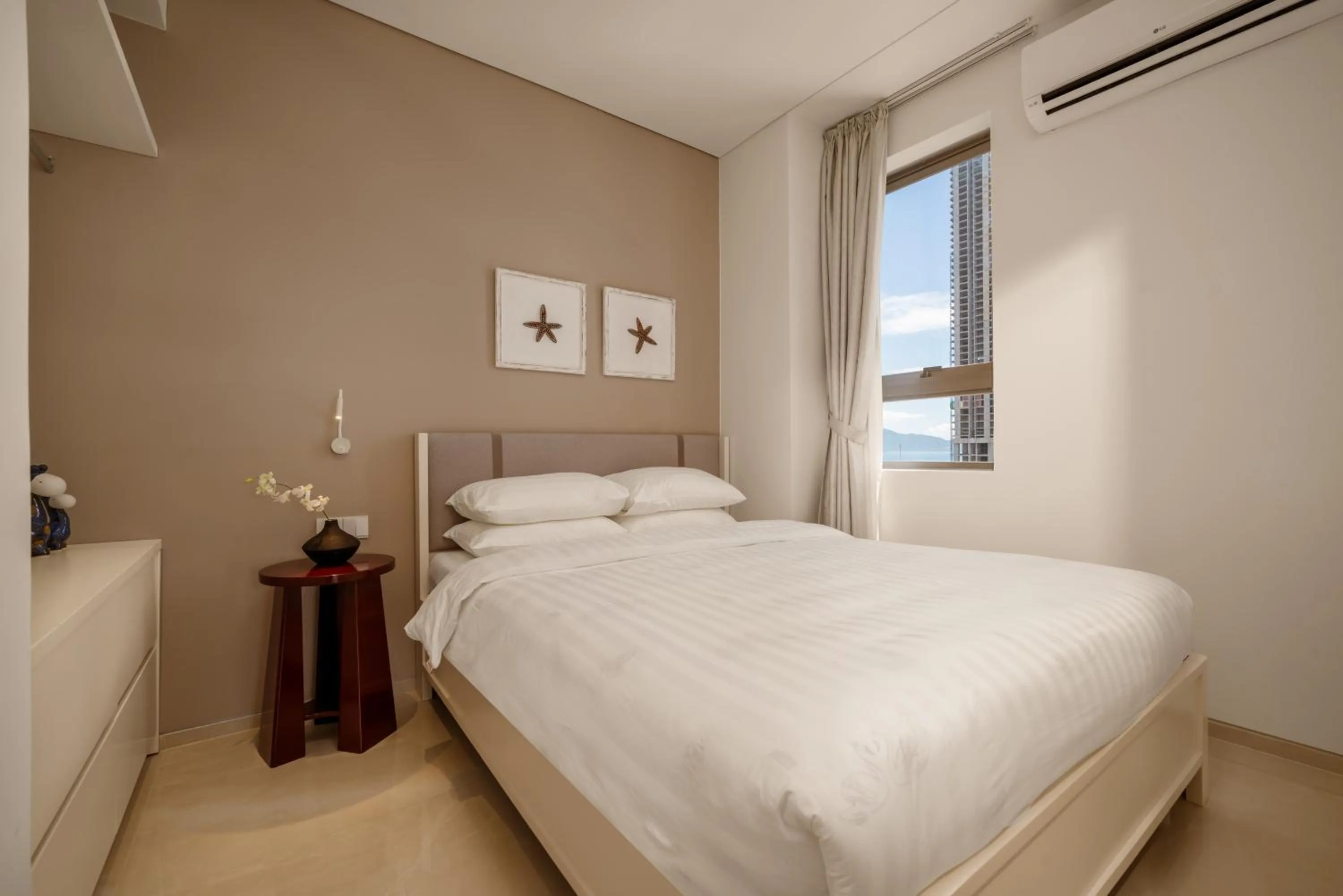 Bed in Amber Bay Hotel & Suites Da Nang