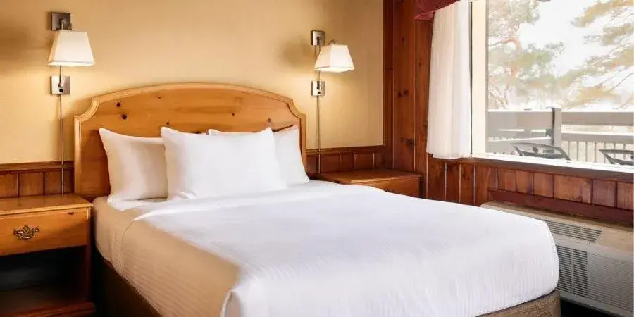 Bed in Oglebay Resort Bed in Oglebay Resort