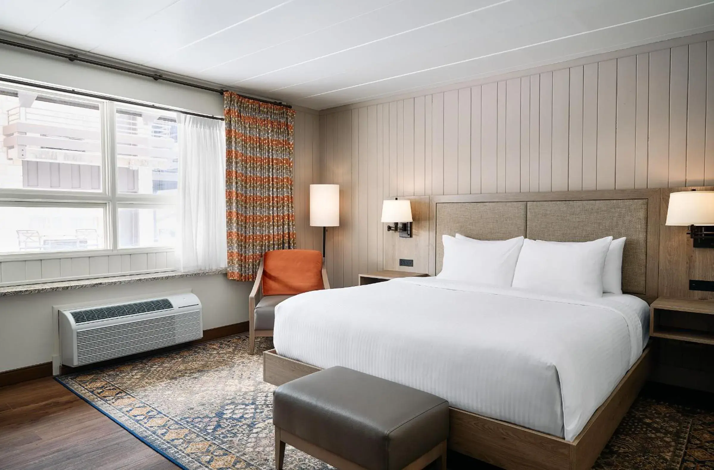 Bed in Oglebay Resort Bed in Oglebay Resort