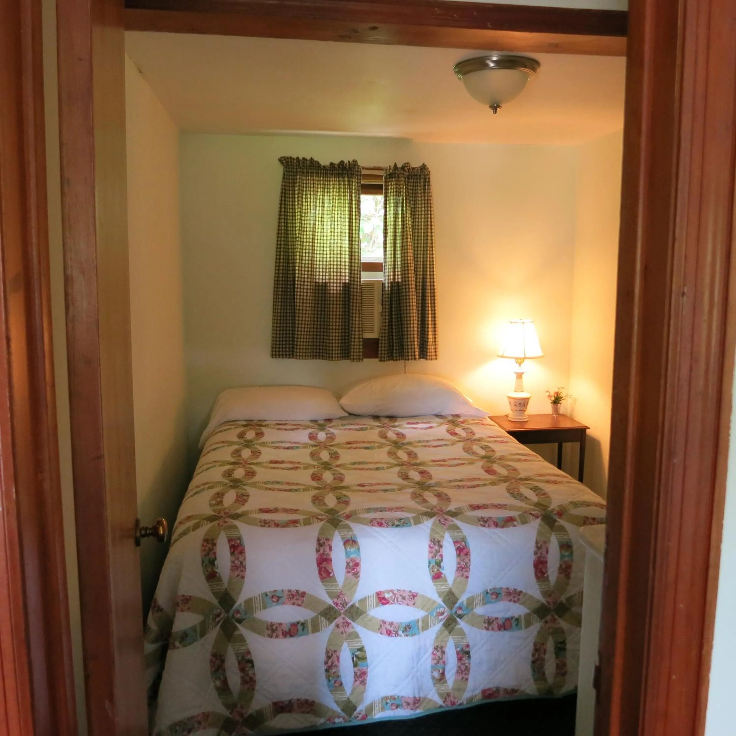Bed in The Austin Inn
