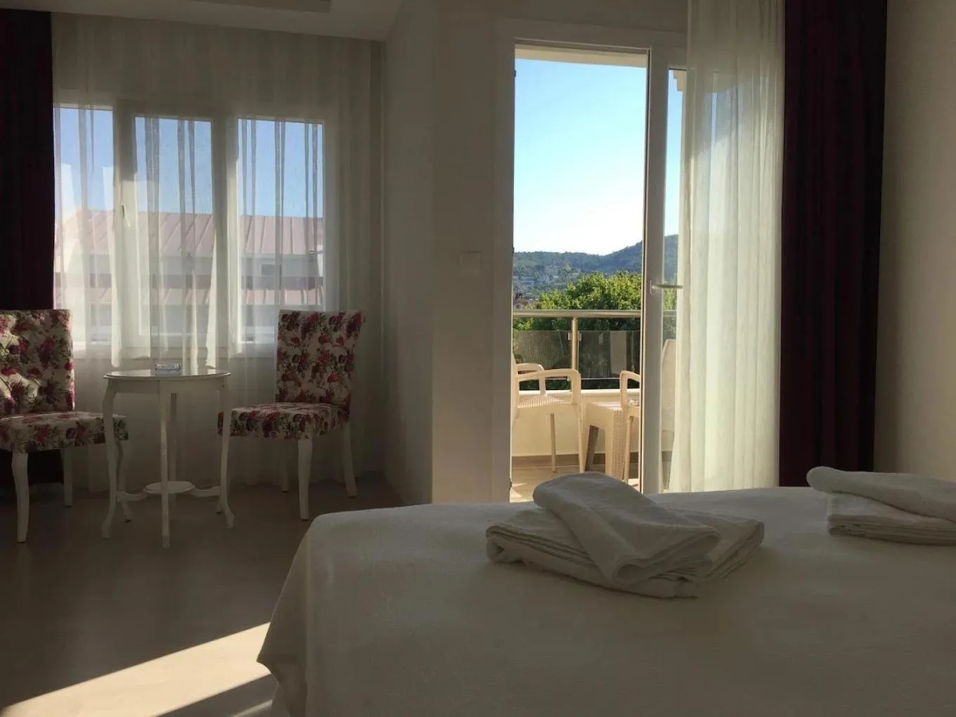 Bed in Serin Otel