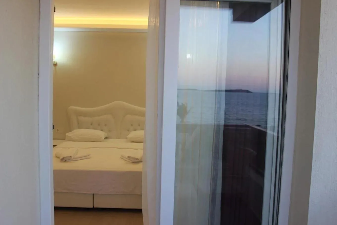 Bed in Serin Otel