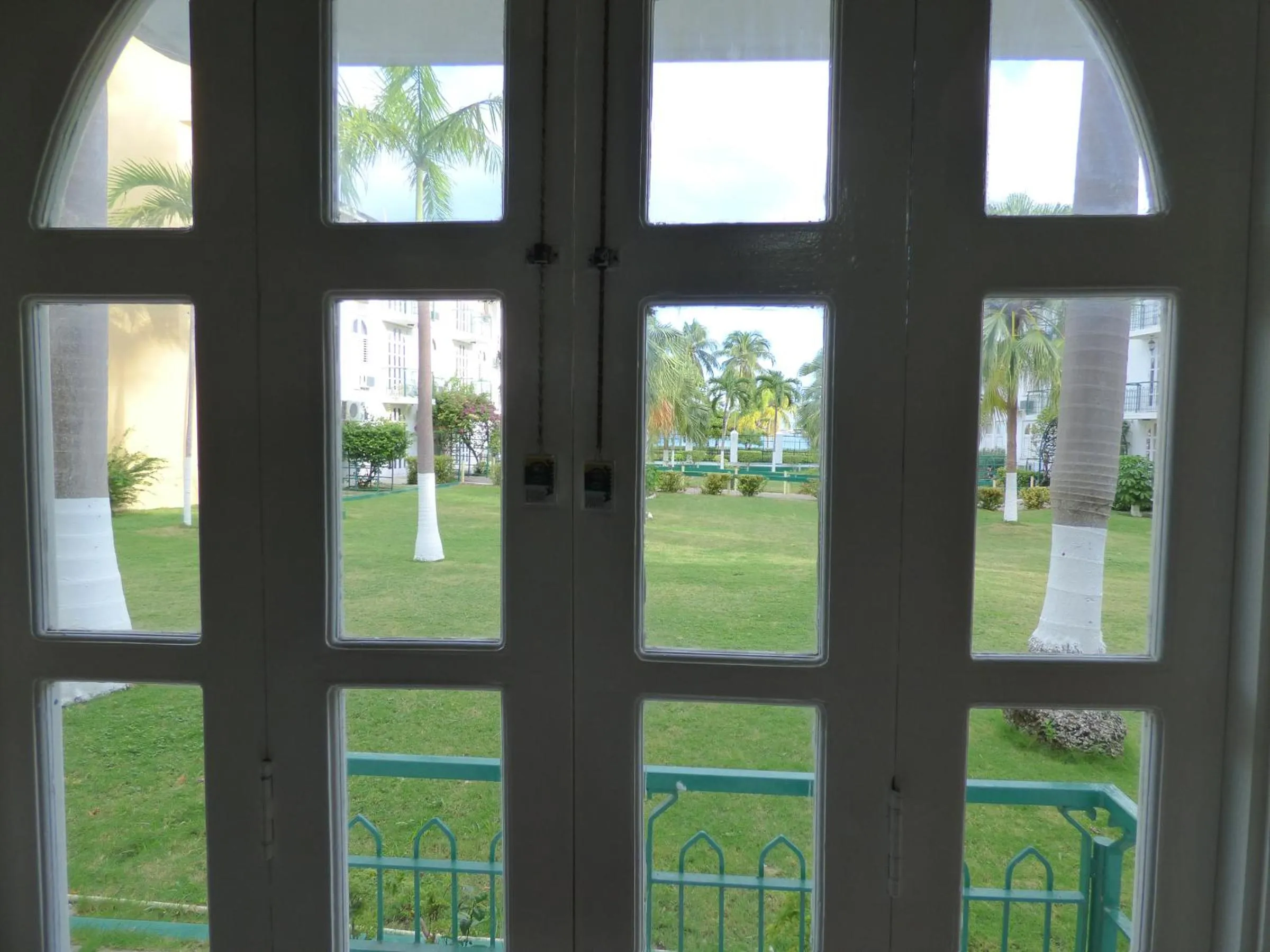 Sea view in Beach Studio 6