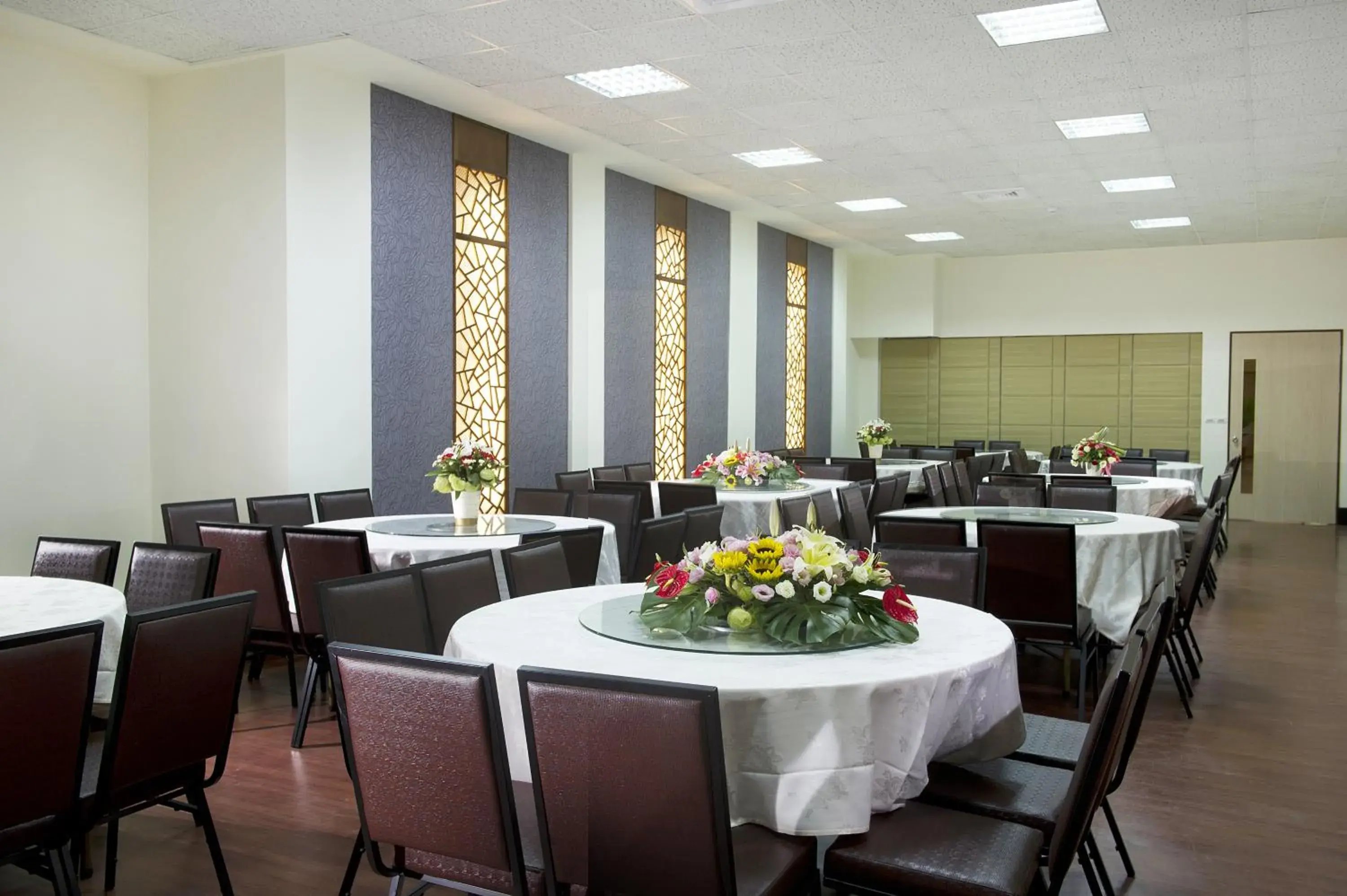 Restaurant/places to eat in Ocean Hayline Hotel Restaurant/places to eat in Ocean Hayline Hotel