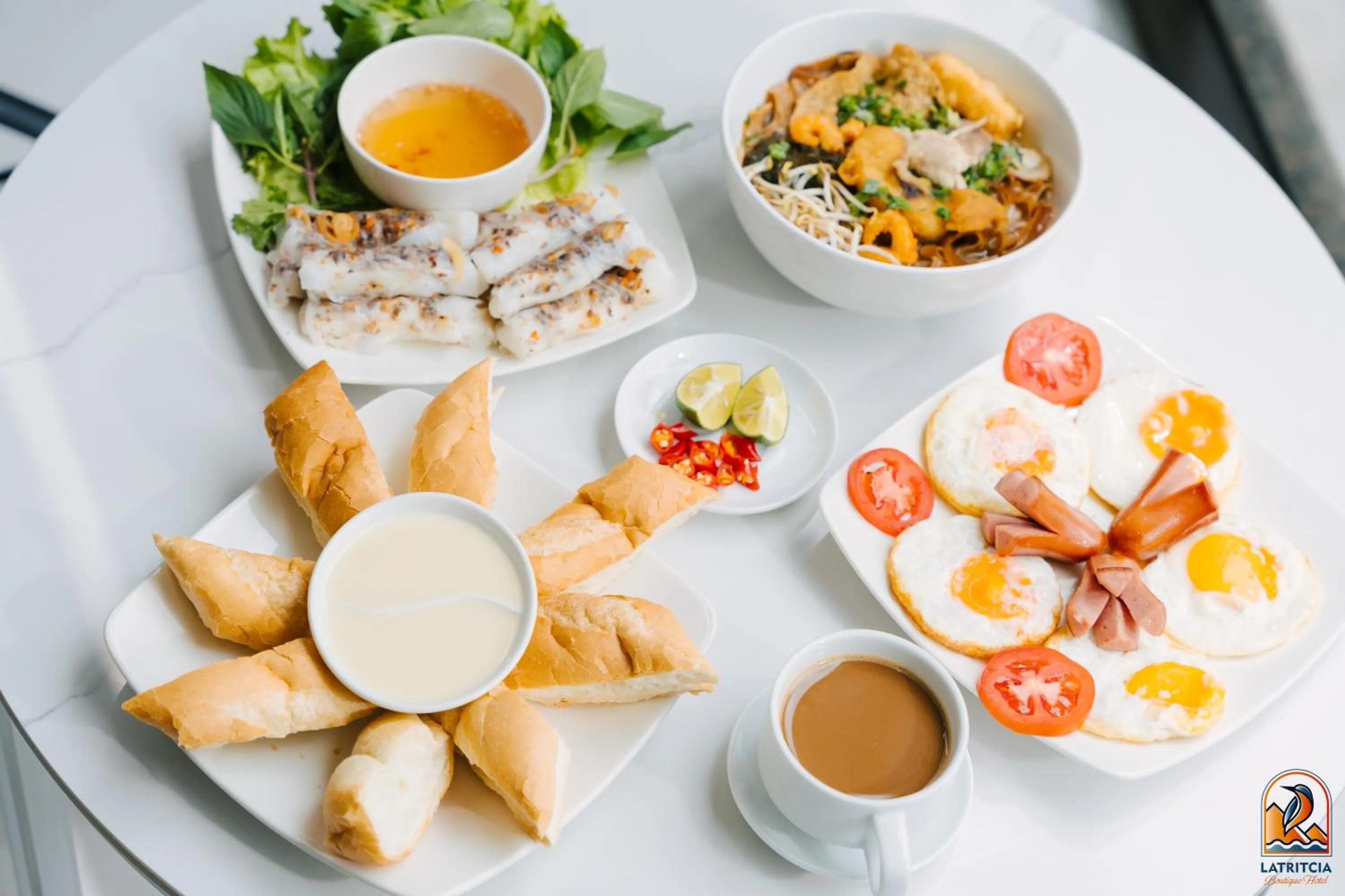 Restaurant/places to eat in Latritcia Boutique Hotel