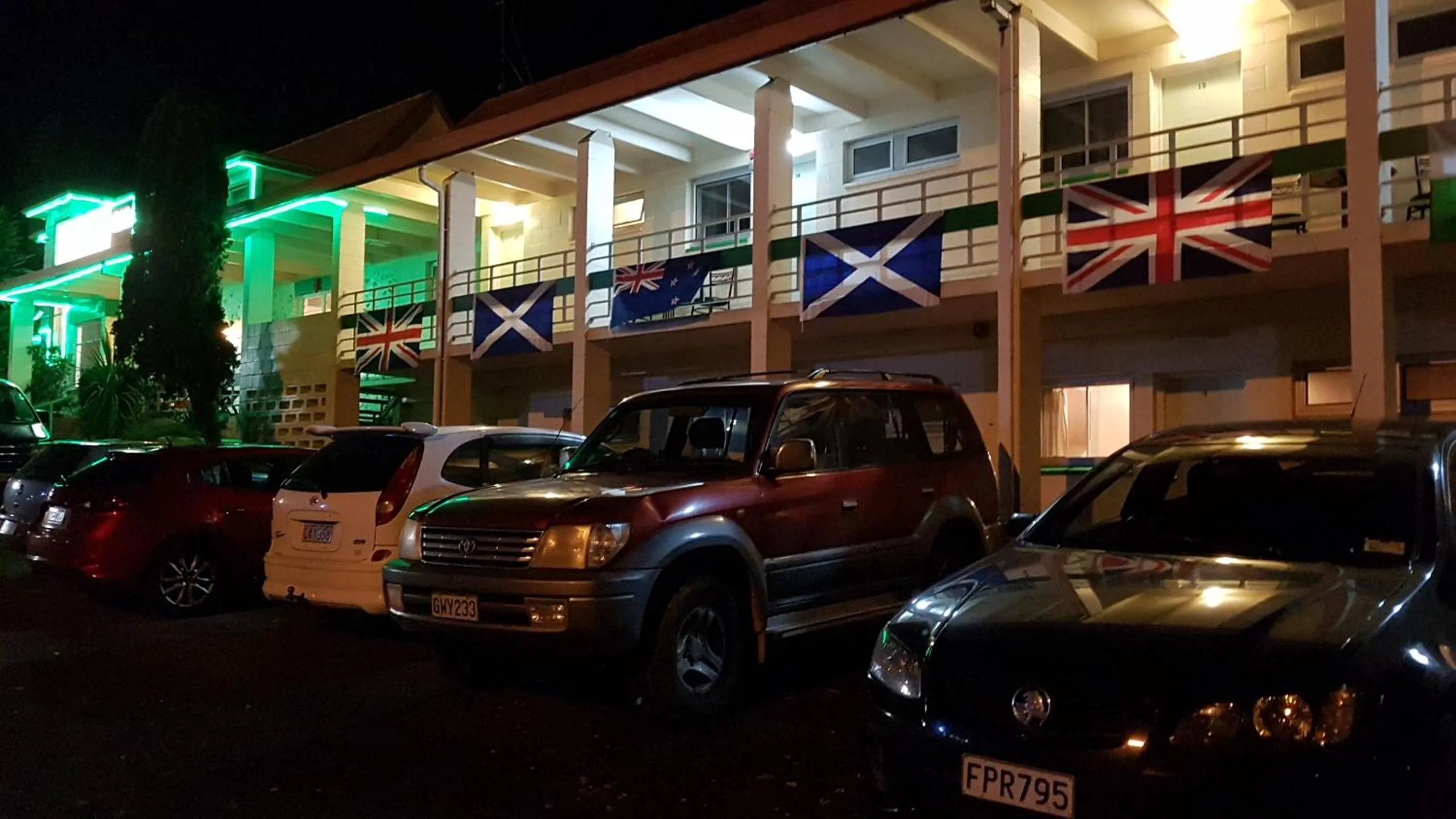 Parking in Putaruru Arms Motor Inn