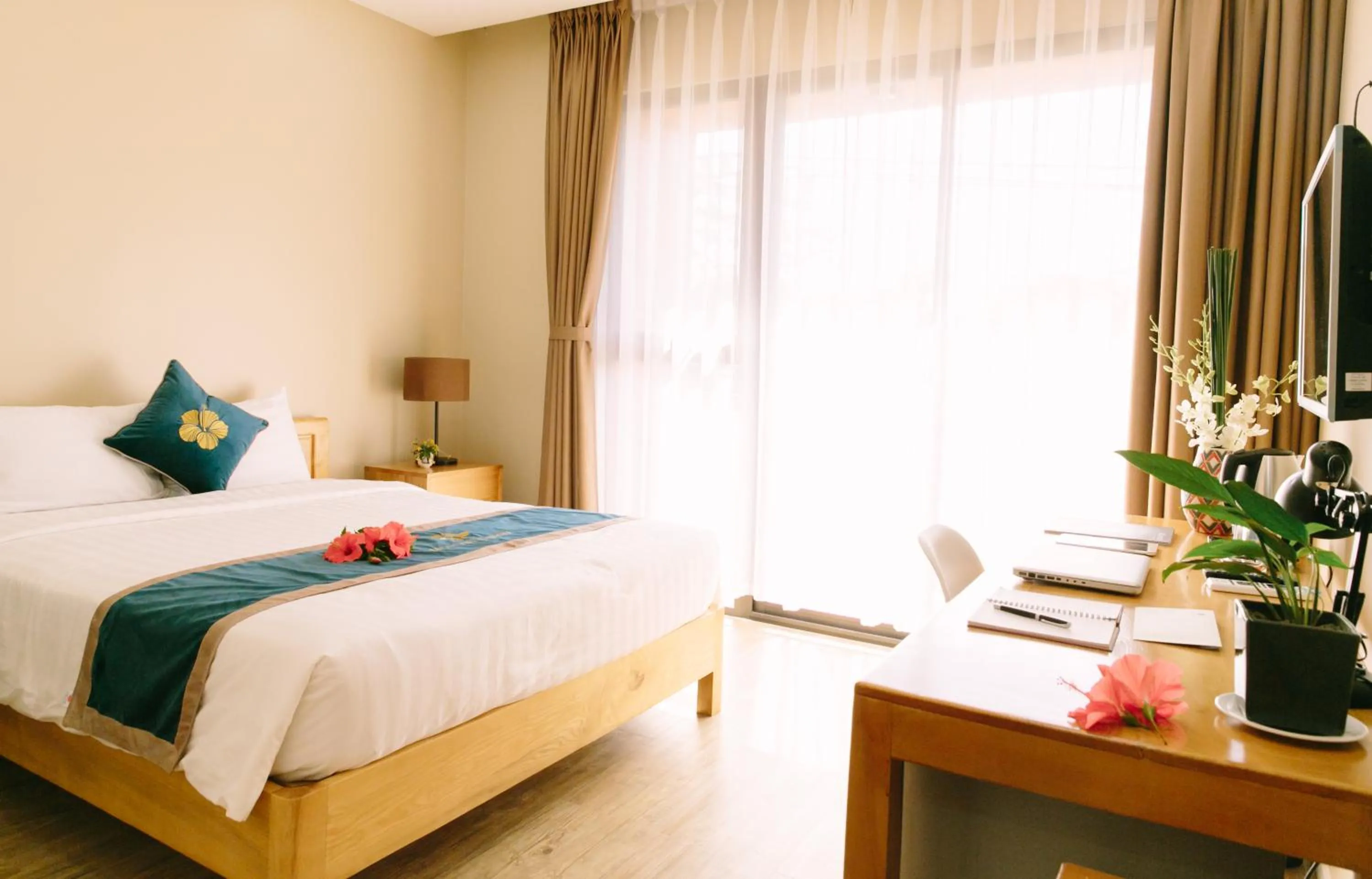 Bedroom, Bed in Minh Nhung Hotel