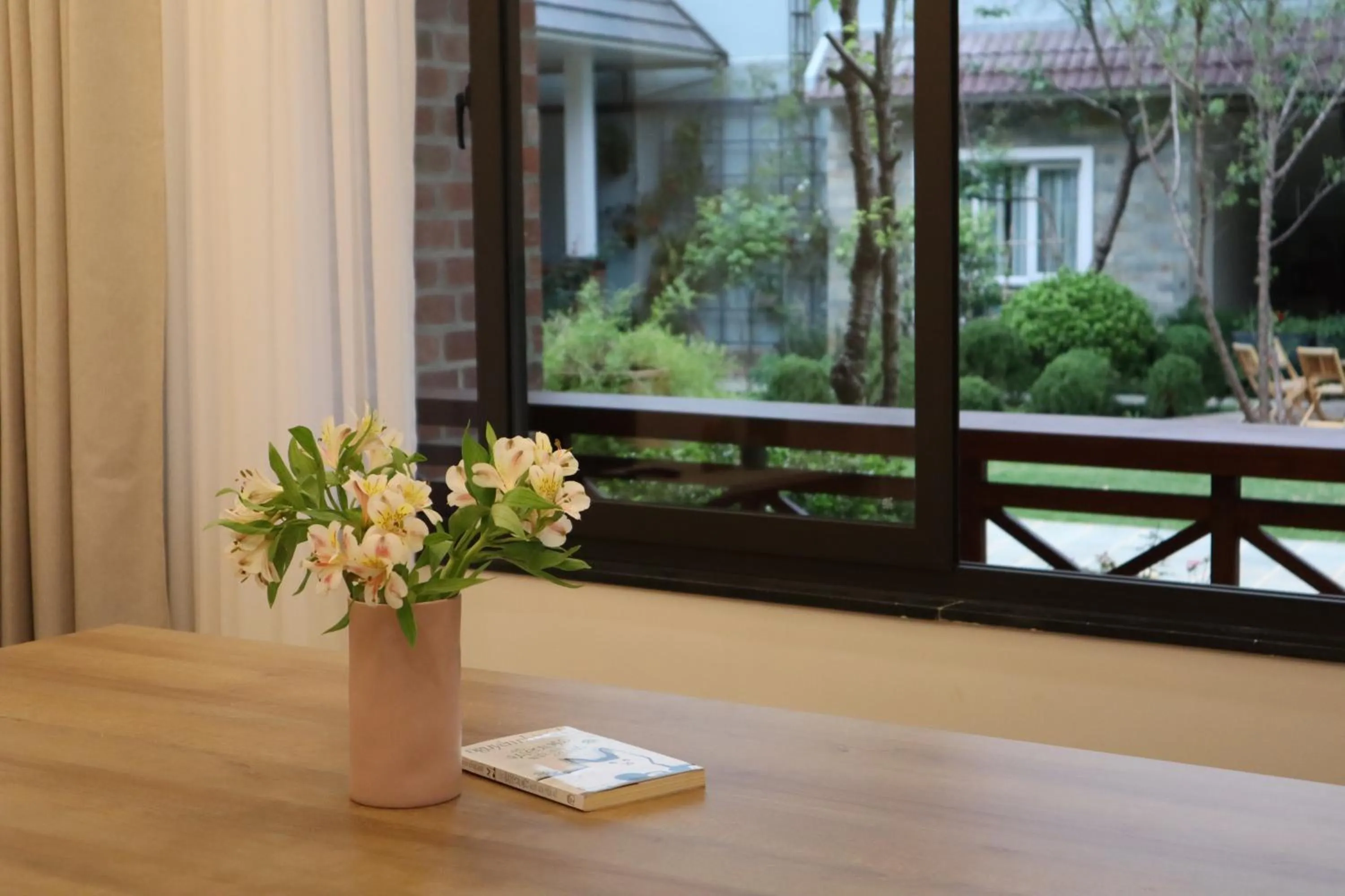 Garden view in Hoang Loc Villa