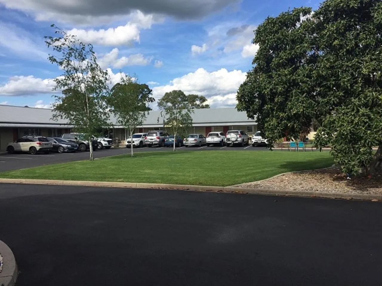Garden in Alexander Cameron Suites