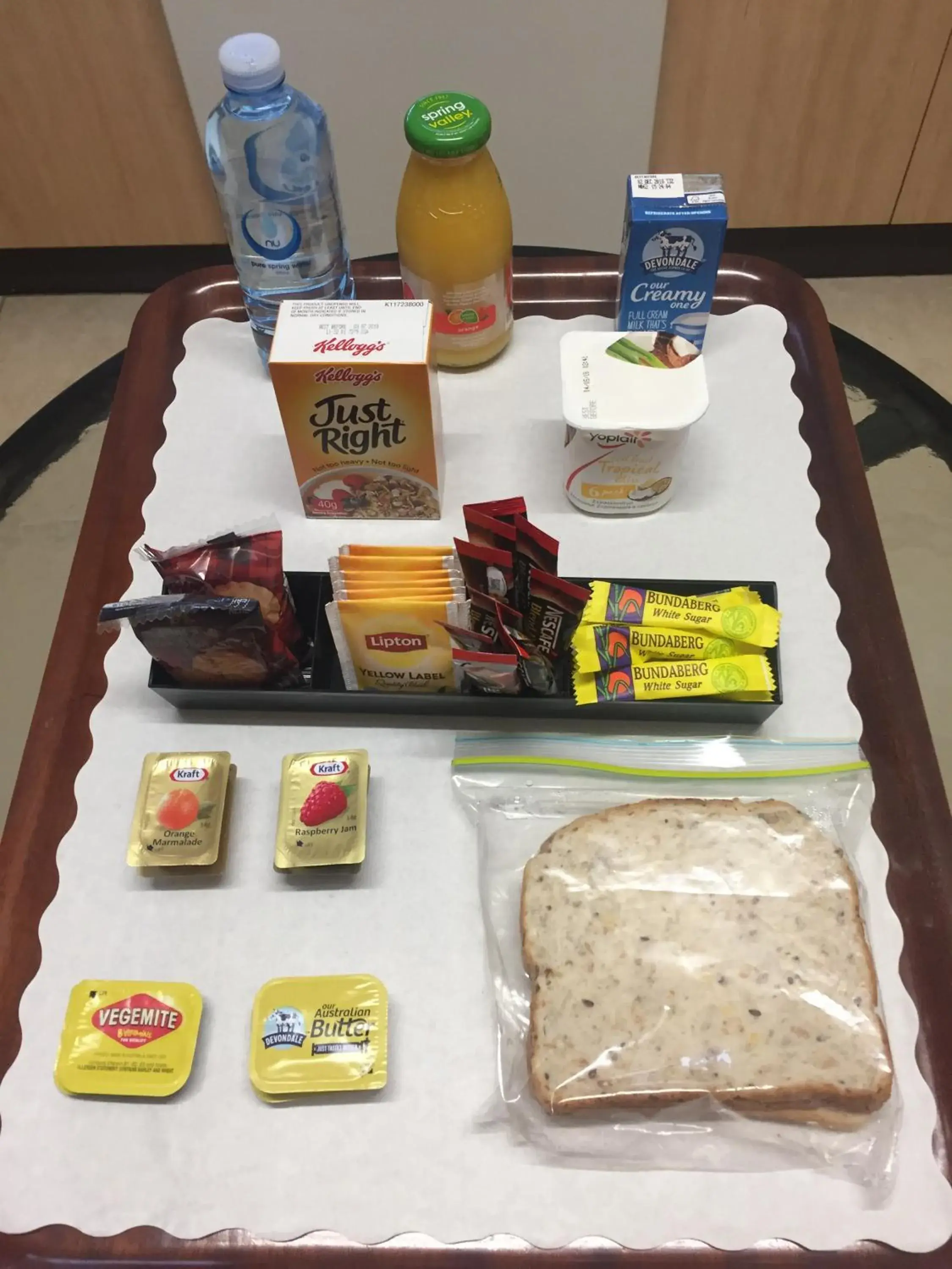 Continental breakfast in Alexander Cameron Suites Continental breakfast in Alexander Cameron Suites