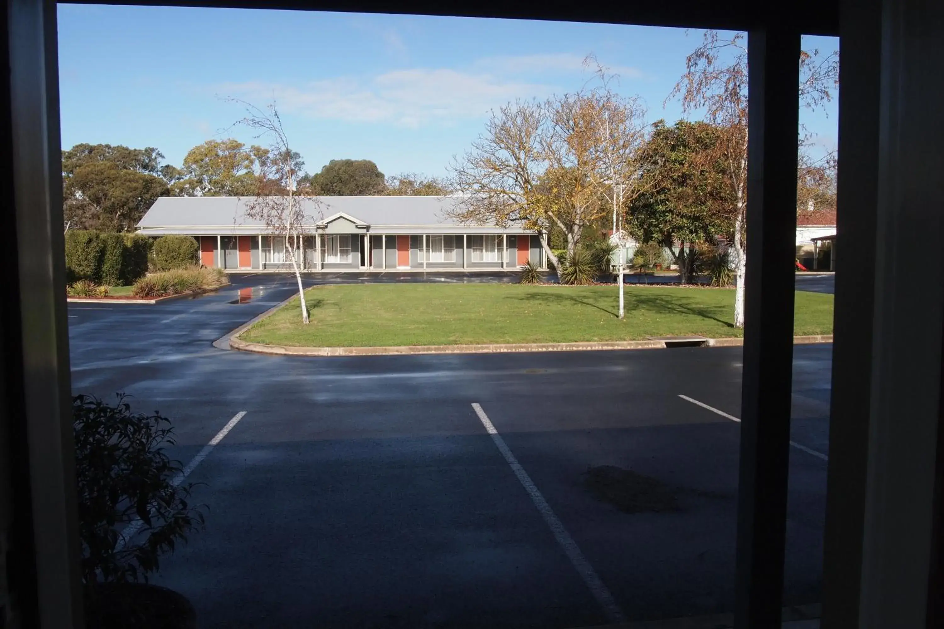 Property building in Alexander Cameron Suites Property building in Alexander Cameron Suites