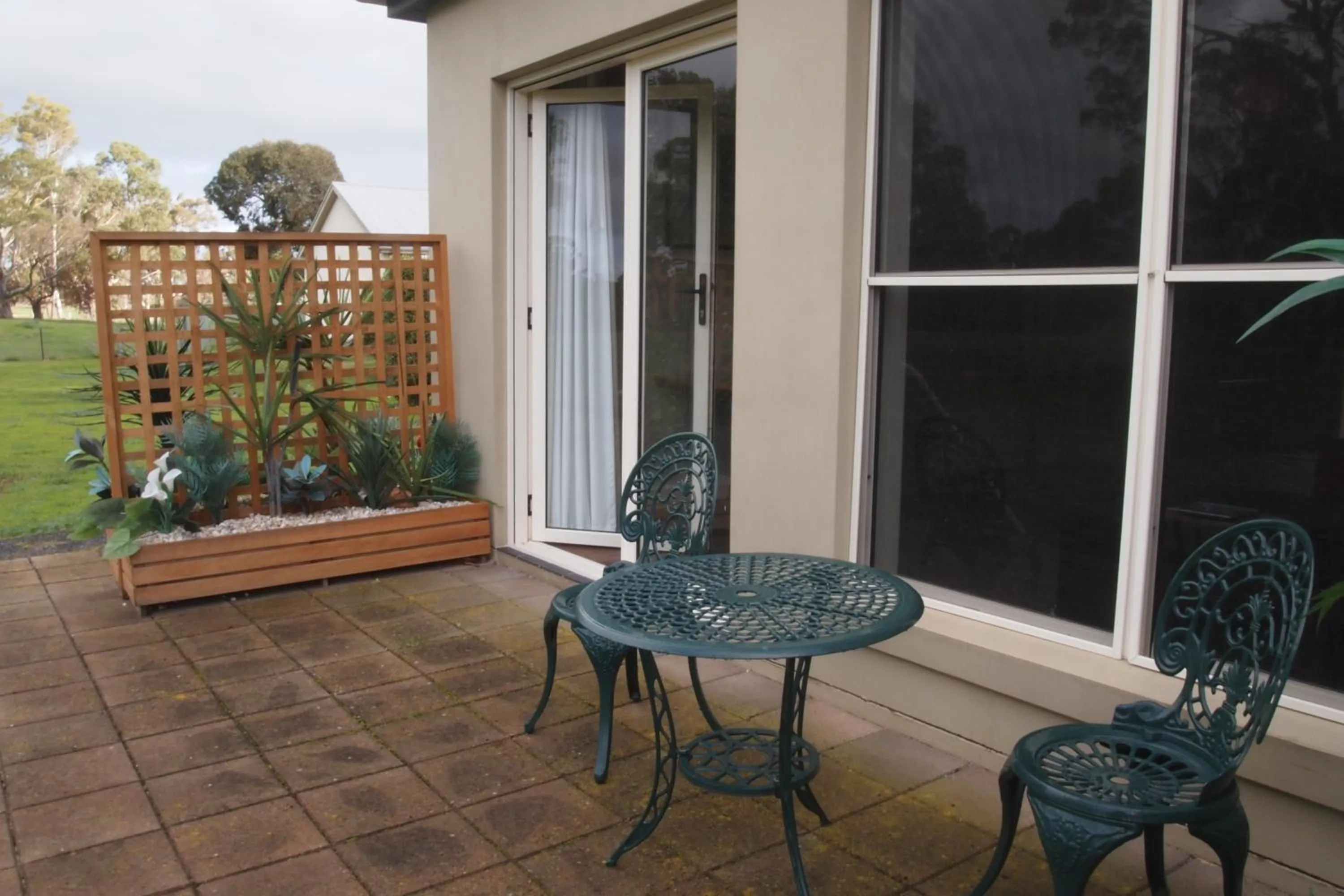 Patio in Alexander Cameron Suites