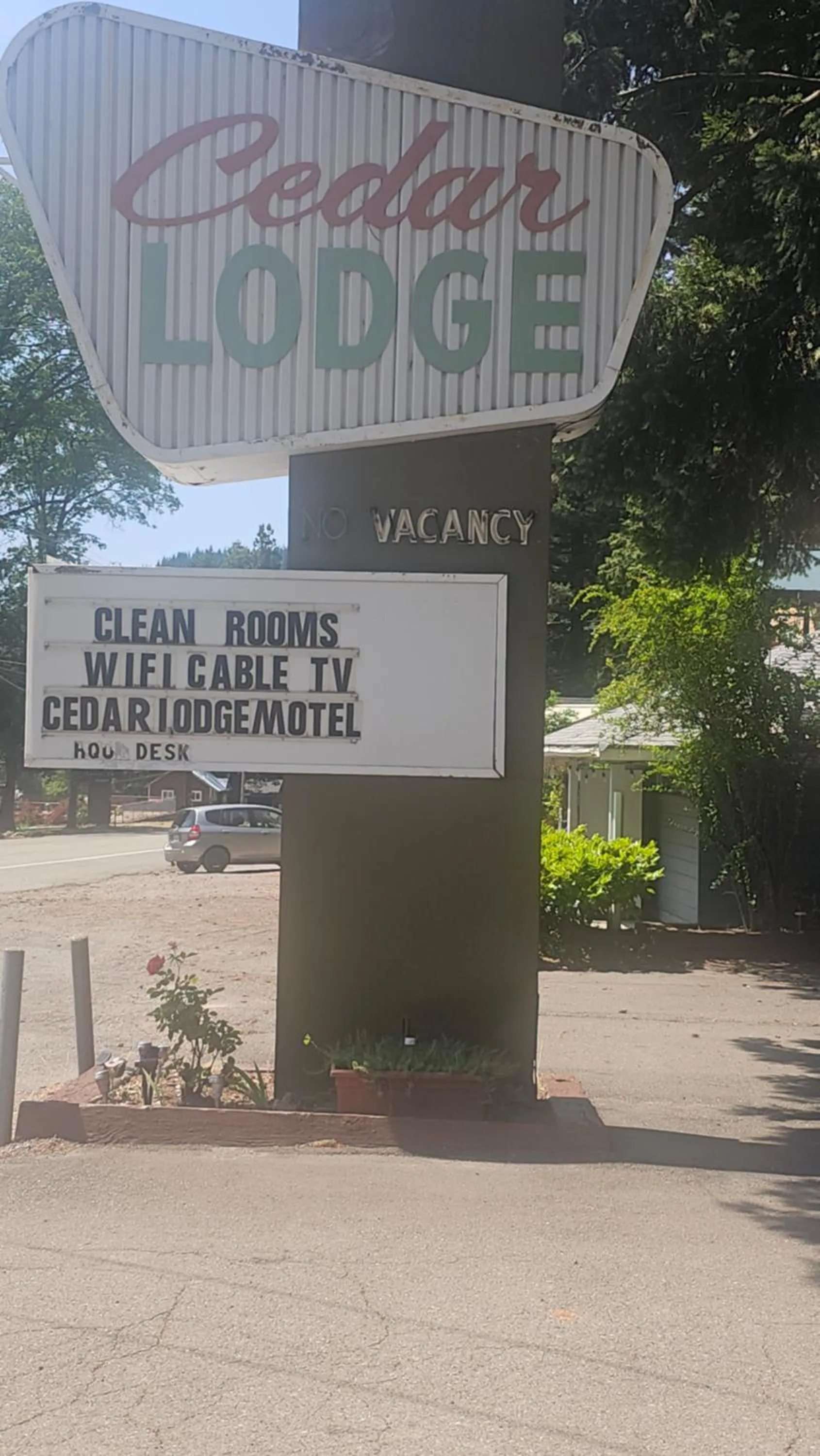 cedarlodge motel dunsmuir ca