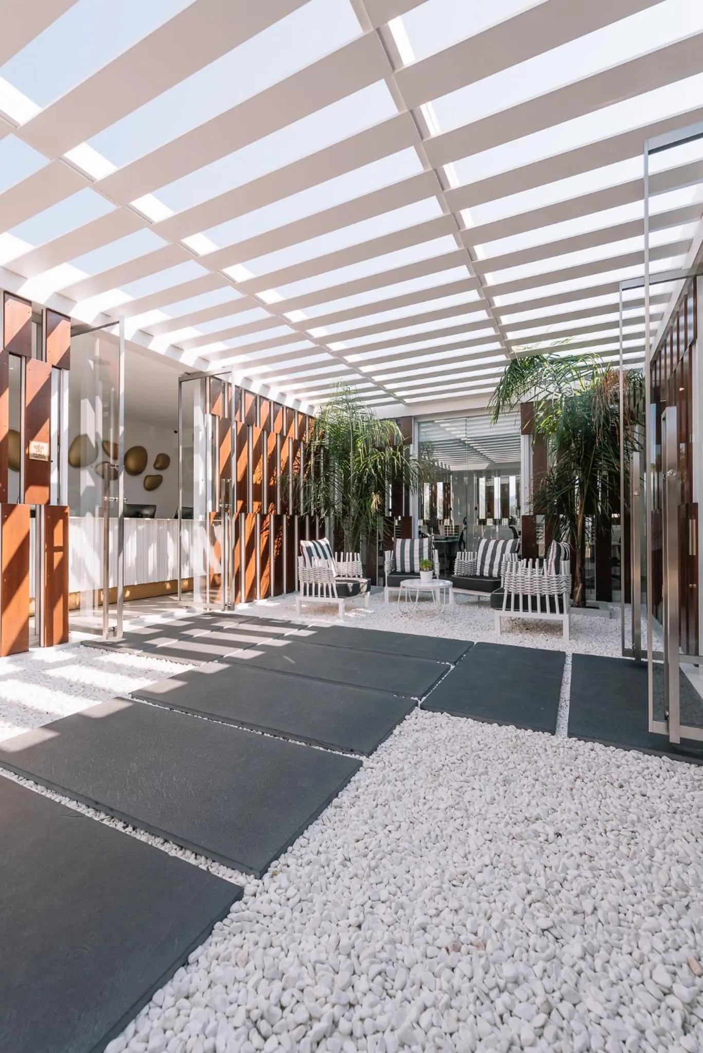 Lobby or reception in Avaton Luxury Beach Resort - Relais & Chateaux