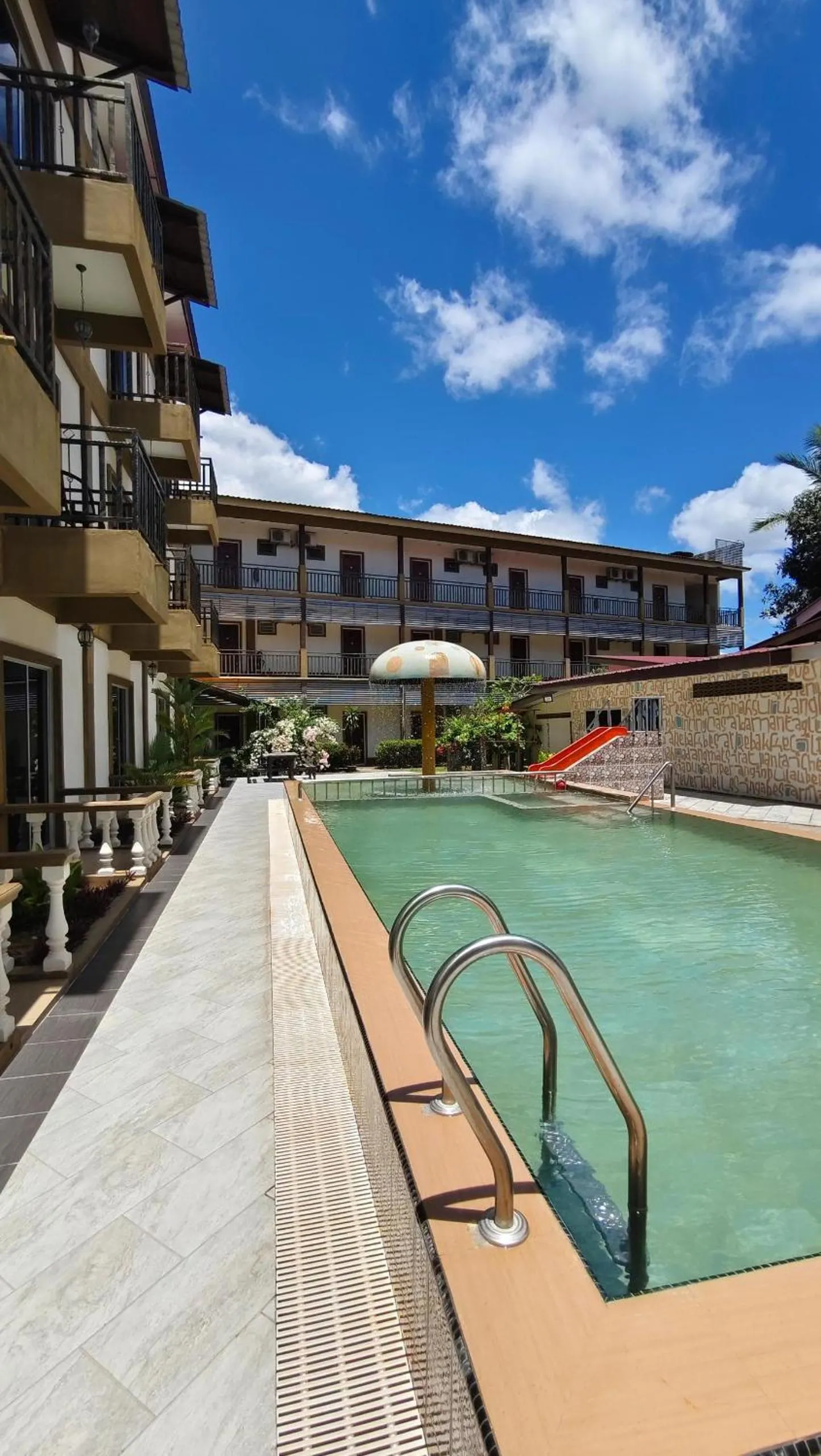 Swimming pool in Casa Idaman Motel Langkawi