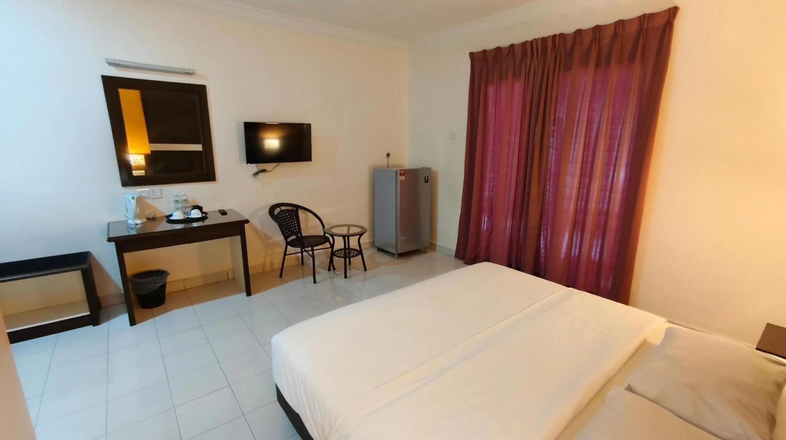 Photo of the whole room, Bed in Casa Idaman Motel Langkawi