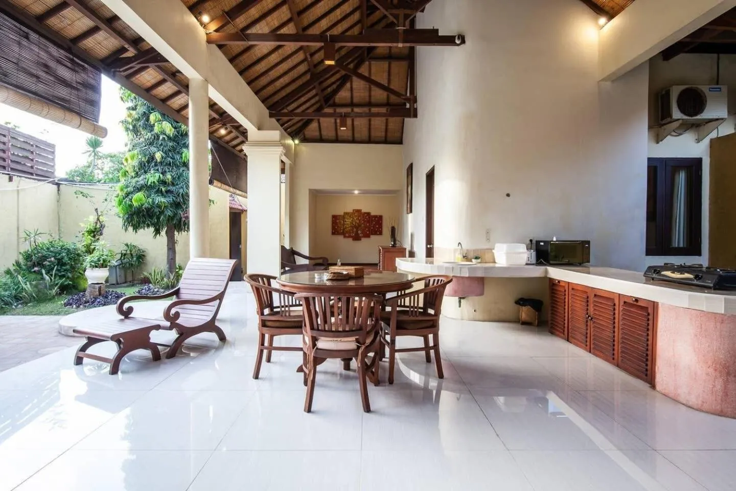 Putri Bali Seminyak Villa