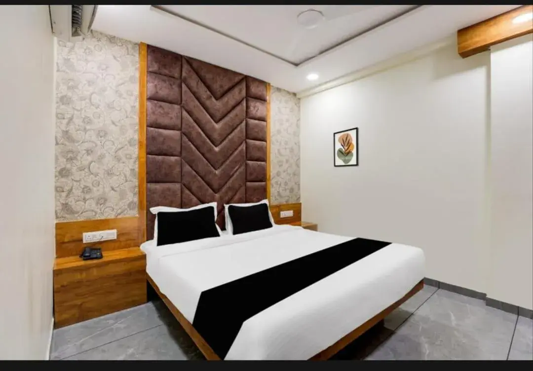 Deluxe Double Room in hotel shagun inn Deluxe Double Room in hotel shagun inn