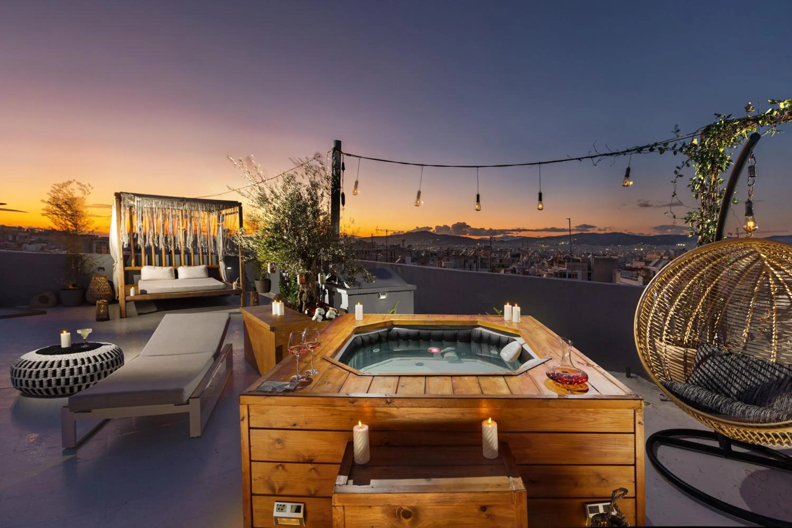 Balcony/Terrace in The Square Hotel by X&N