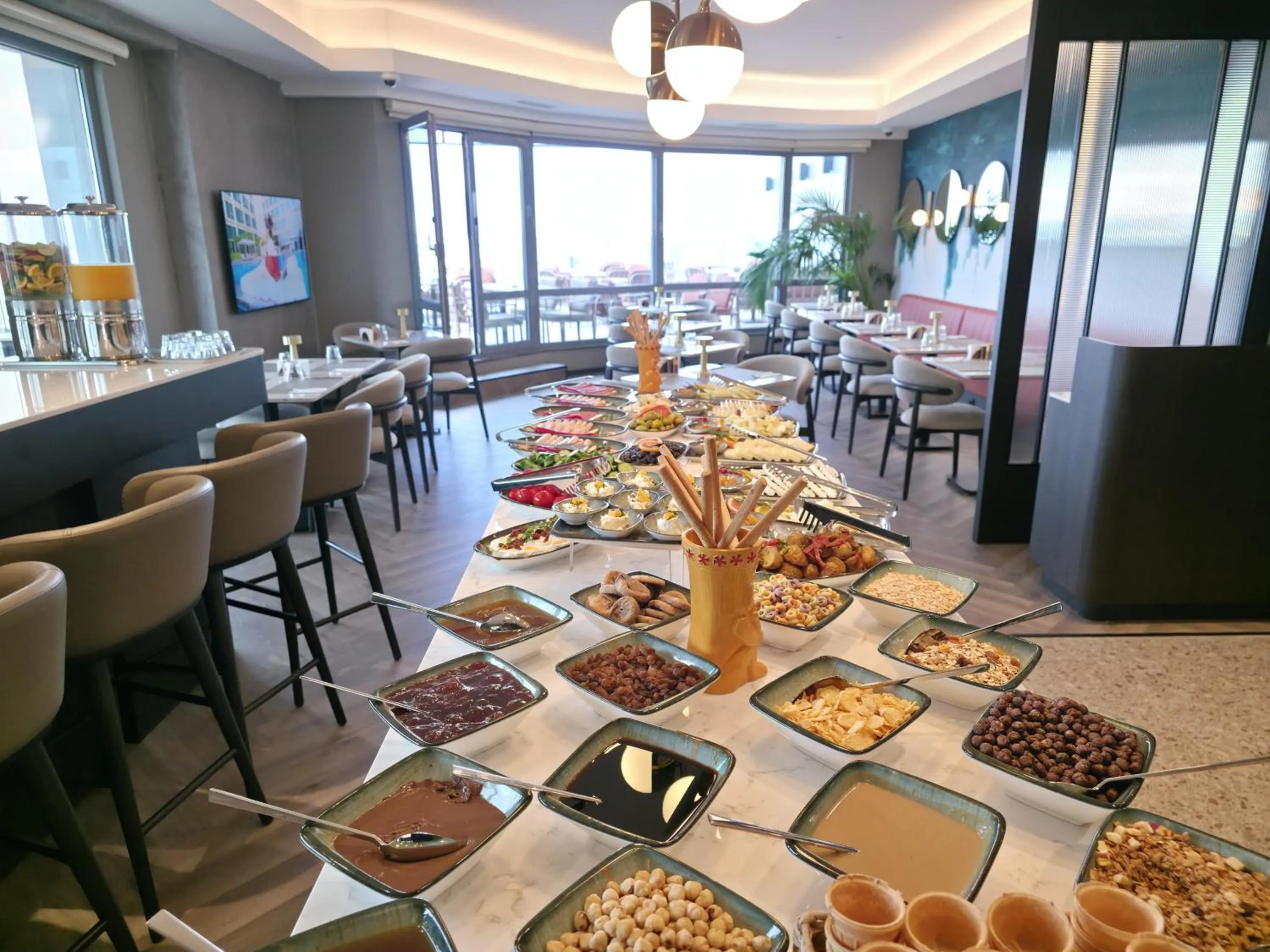 Restaurant/places to eat in Citadines Maslak Istanbul