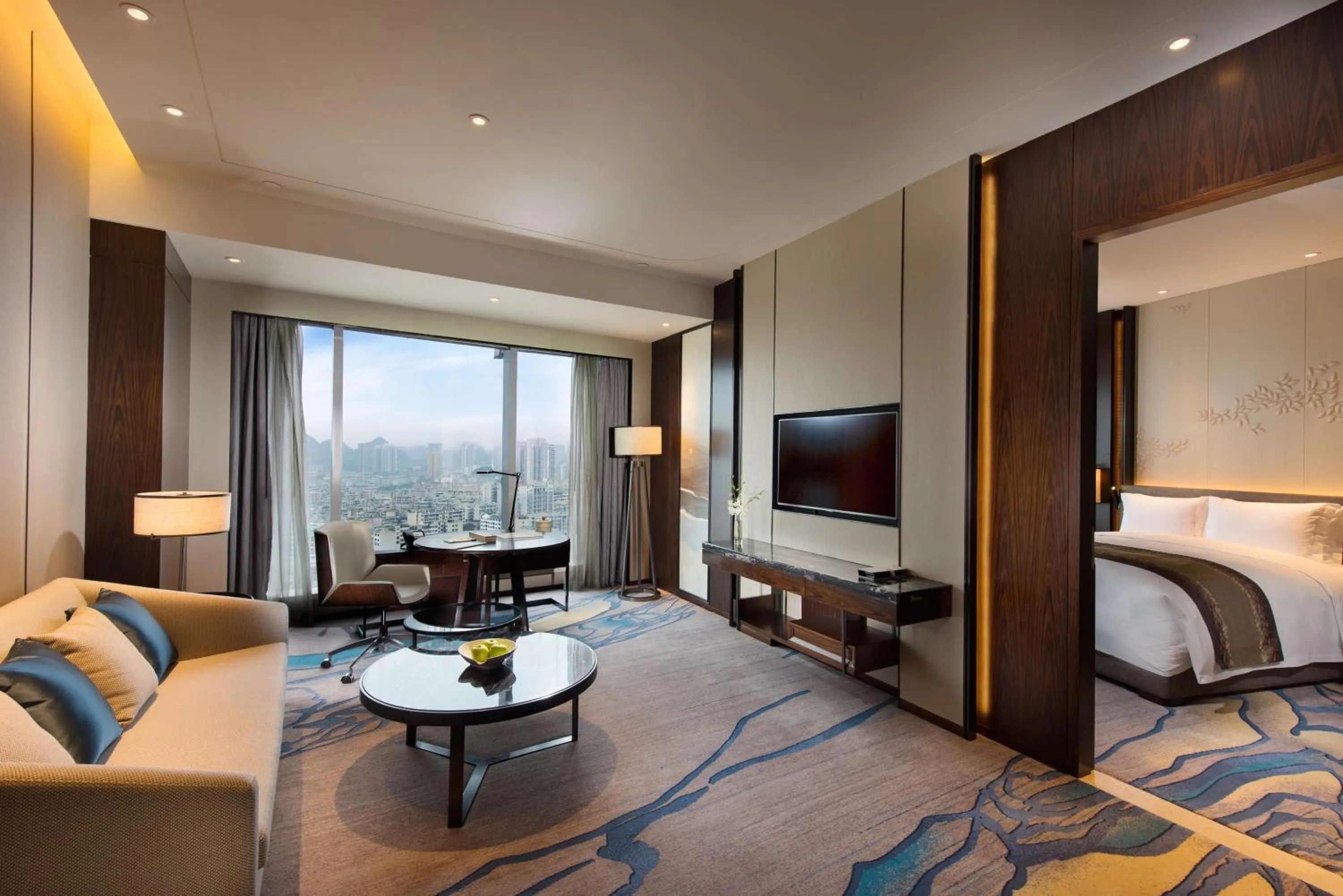 Bedroom, Bed in DoubleTree by Hilton Hotel Anshun