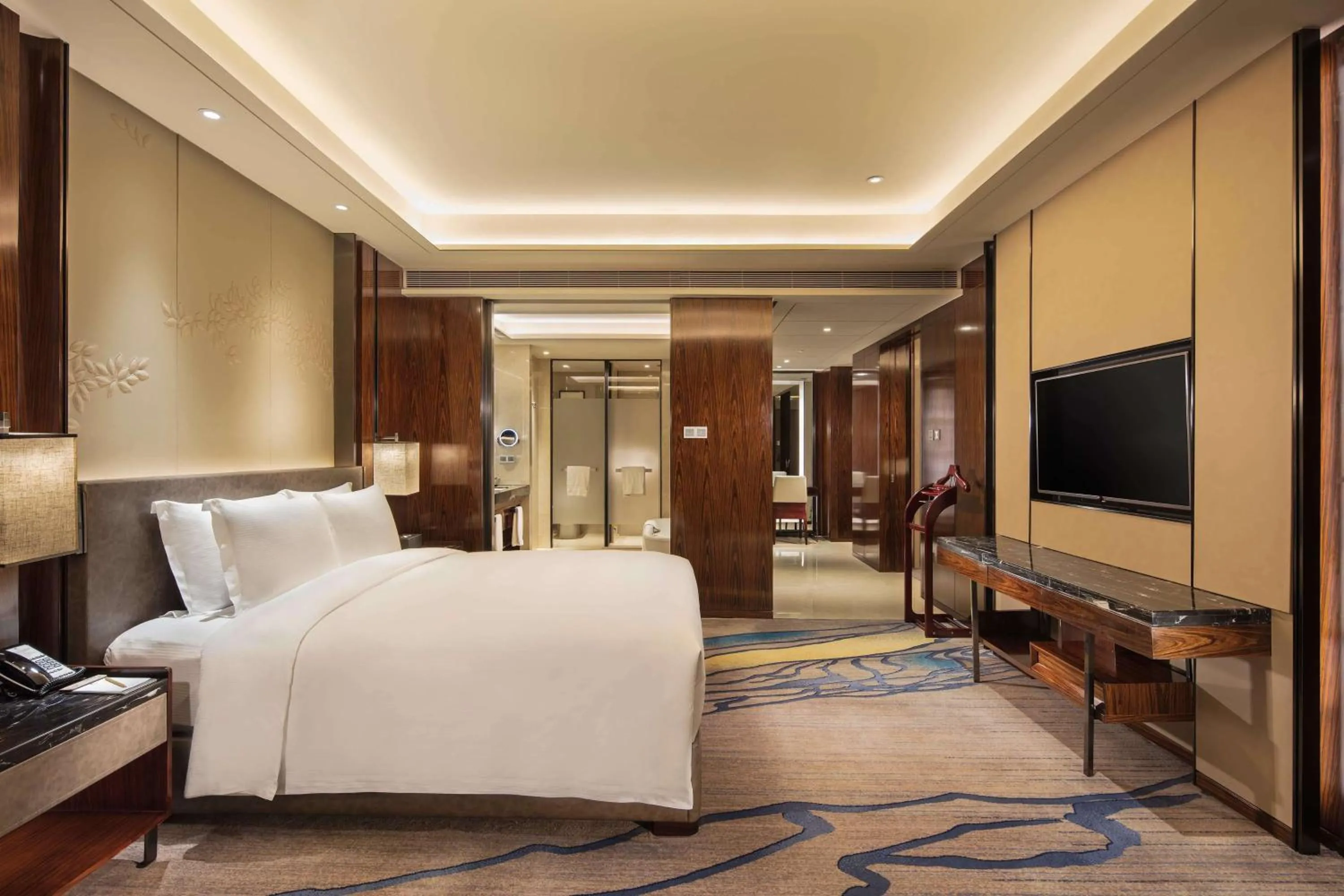 Bedroom, Bed in DoubleTree by Hilton Hotel Anshun