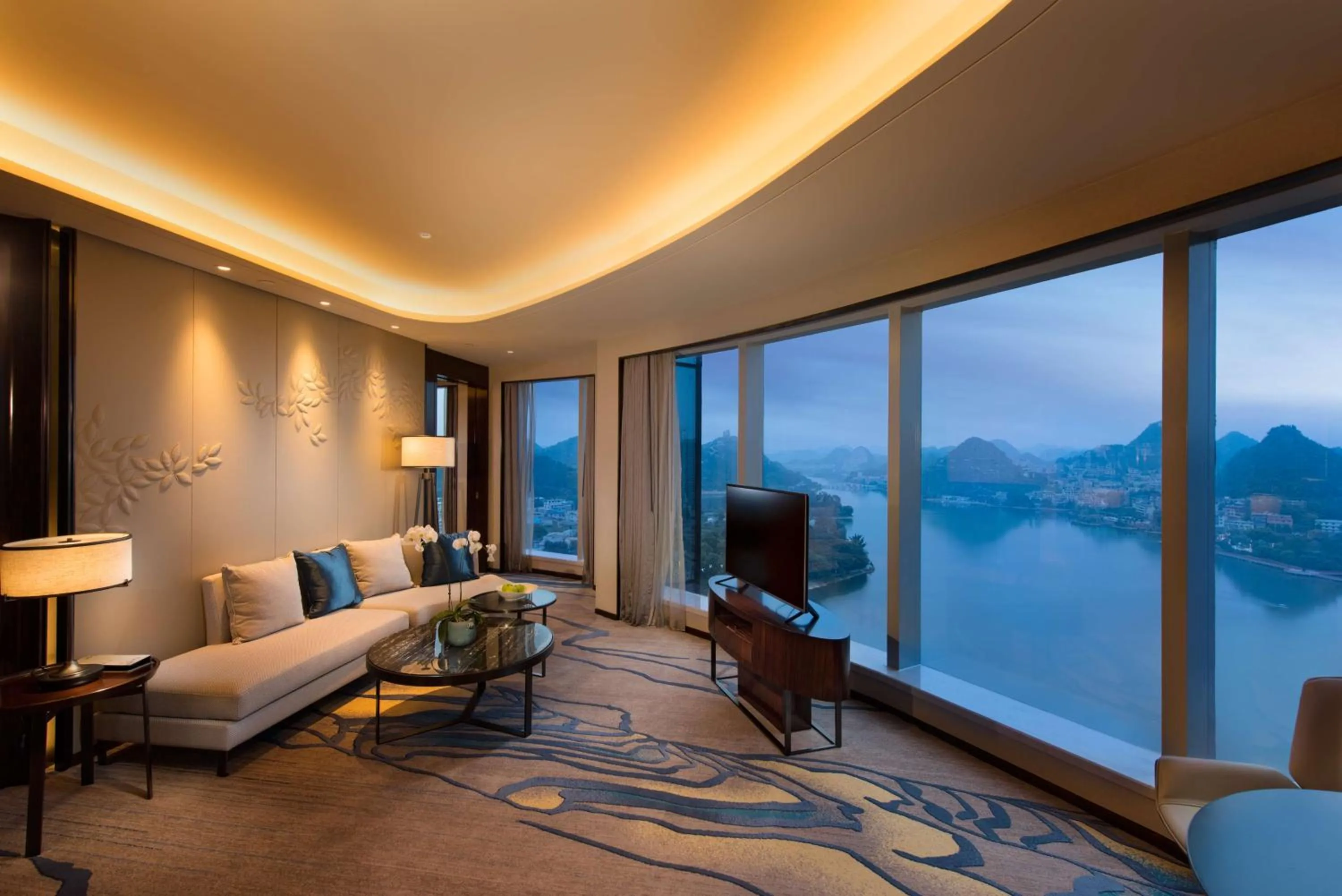 Living room in DoubleTree by Hilton Hotel Anshun