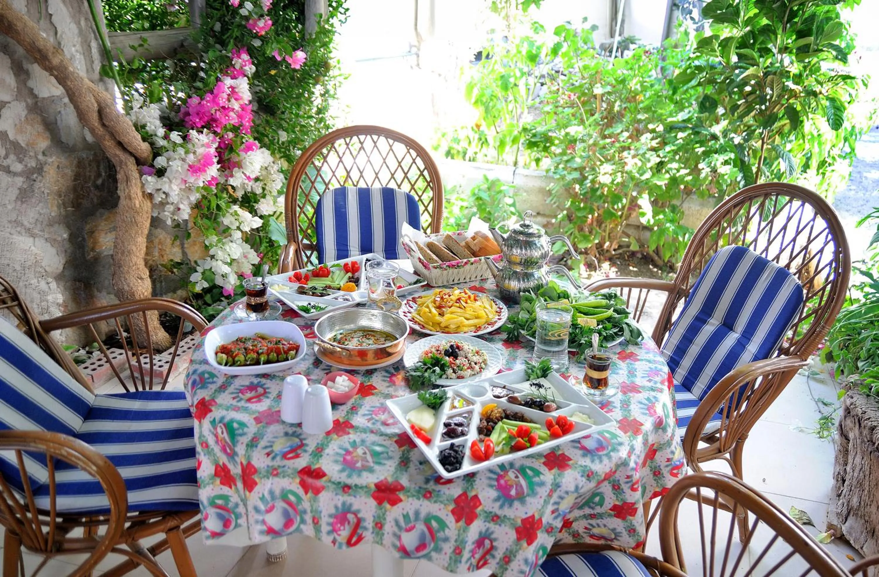 Food and drinks in Kaya Apart Datca