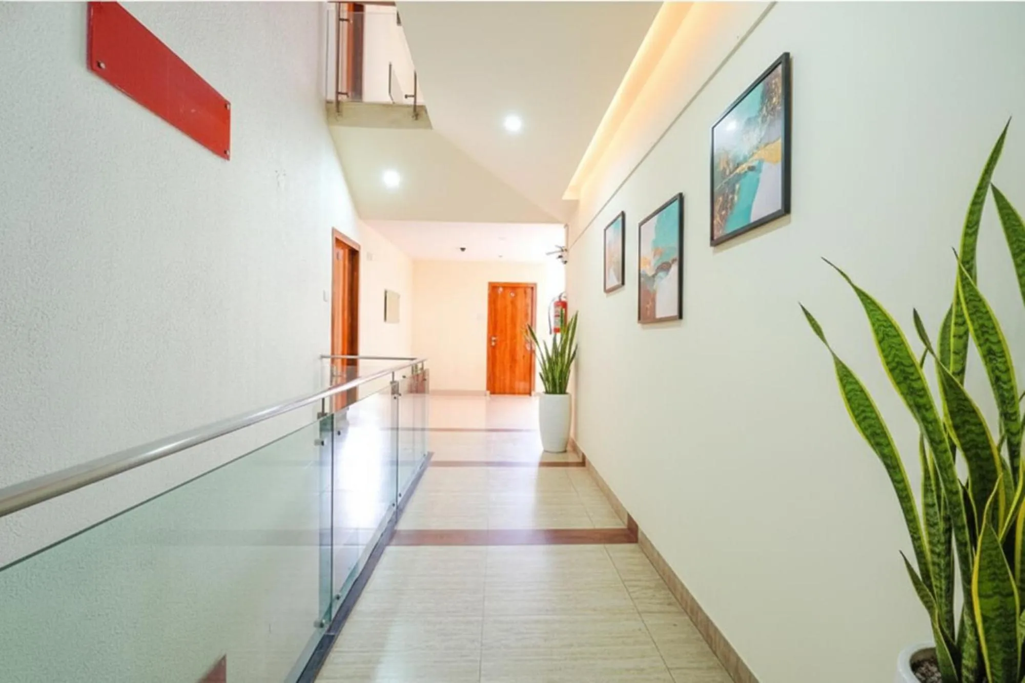 FabHotel Upstream
