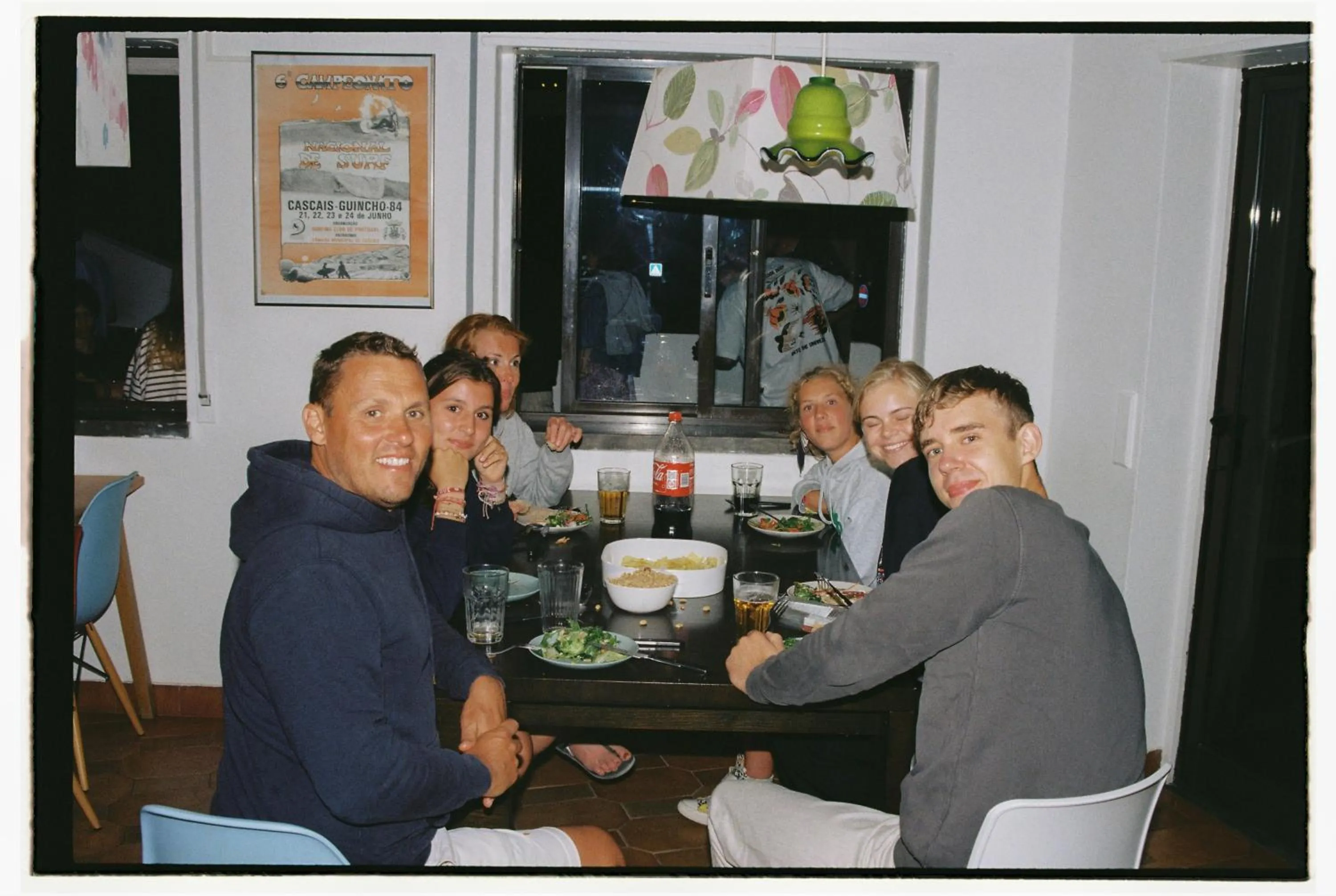 Dining area in Moby Dick Lodge Cascais