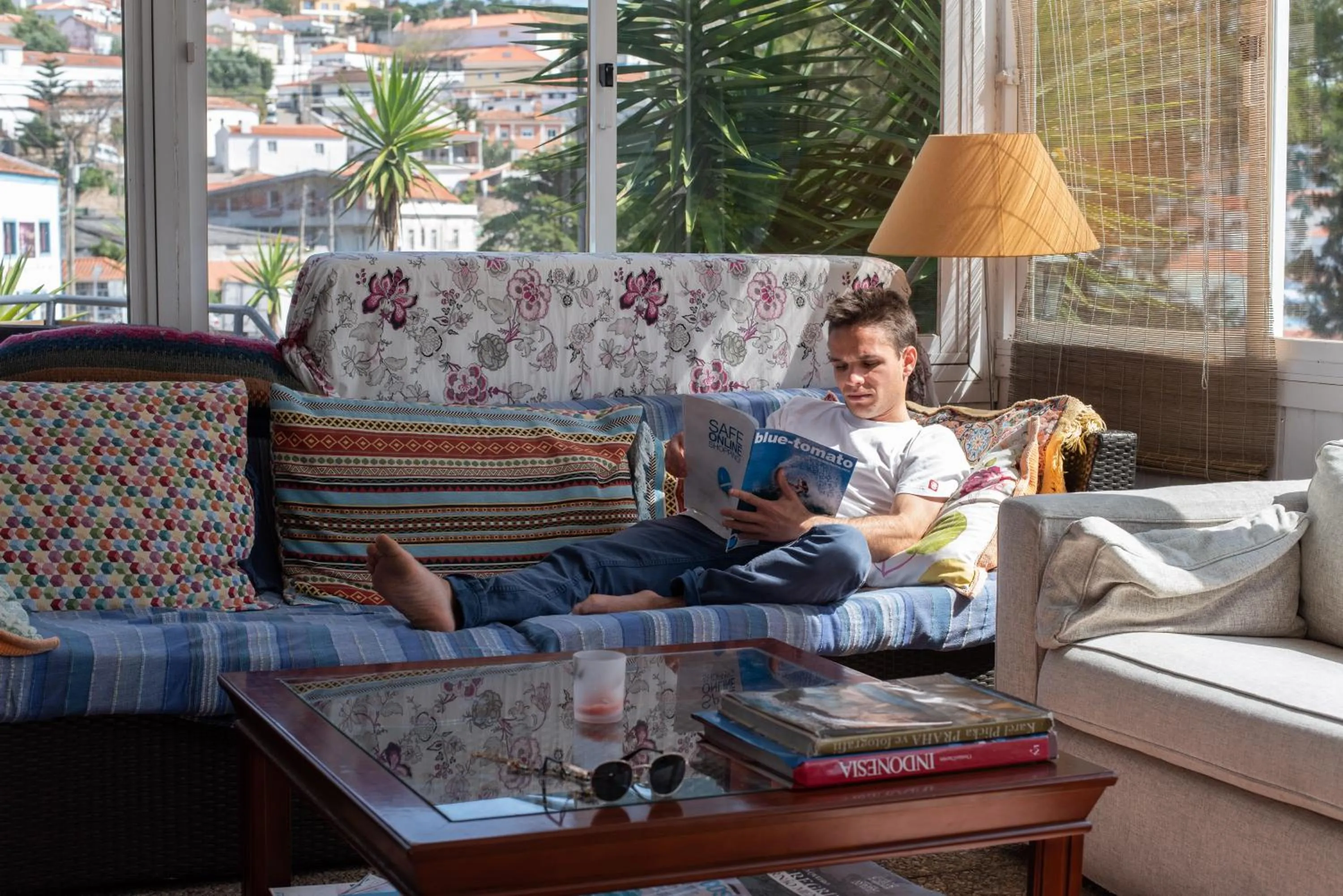 Living room in Moby Dick Lodge Cascais