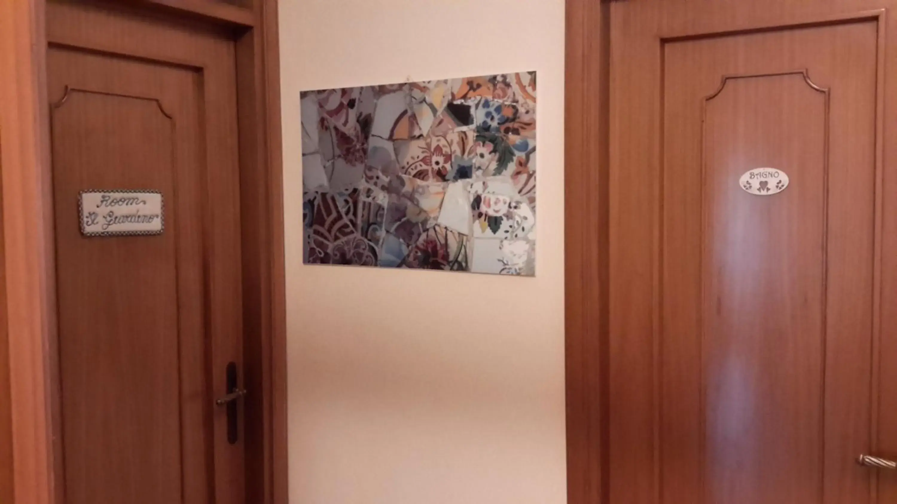 Deluxe Double Room with Garden View and Private Bathroom in B&B Il Mondo Di Ross Deluxe Double Room with Garden View and Private Bathroom in B&B Il Mondo Di Ross